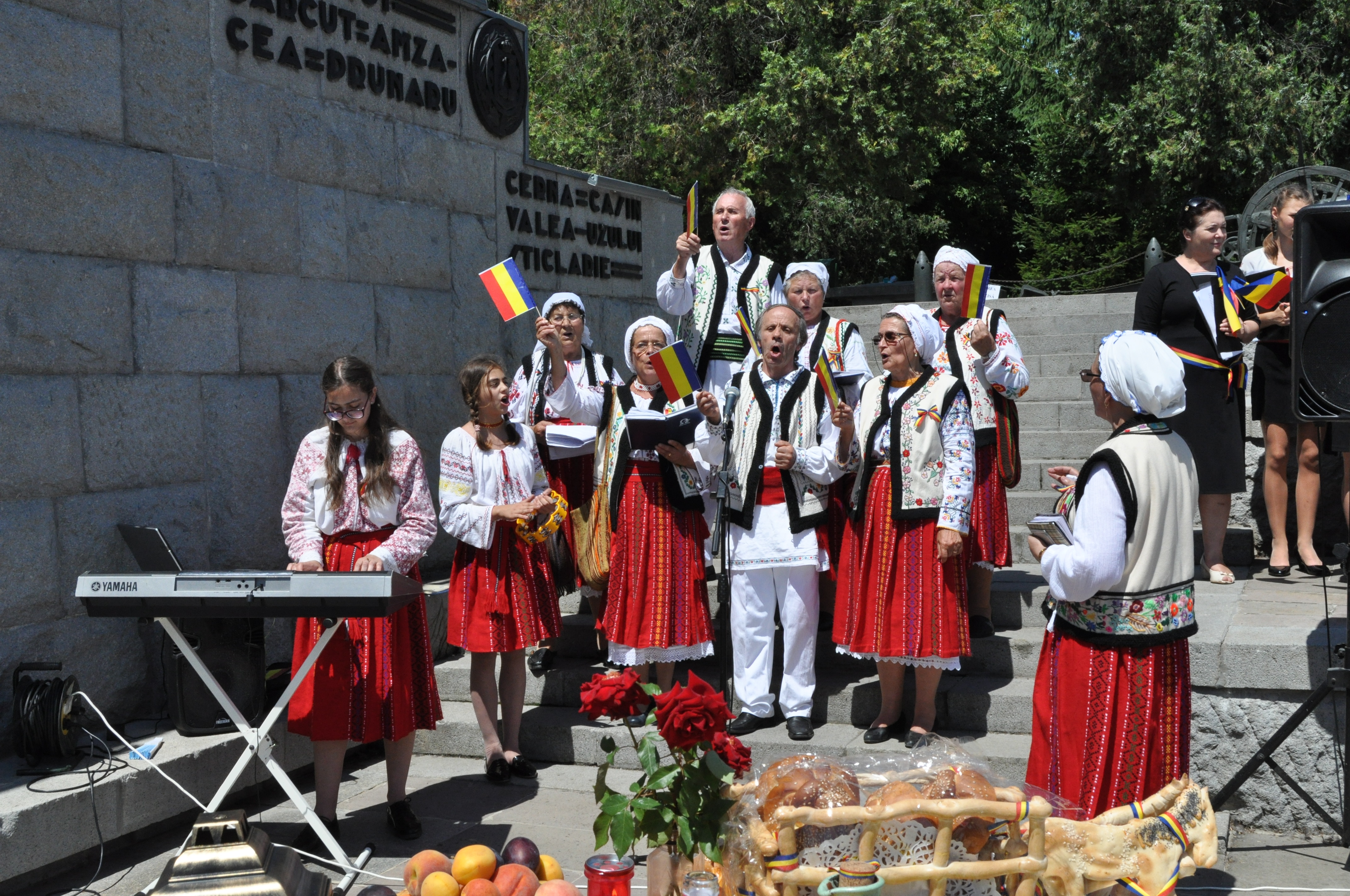 Omagiu la Mărăşeşti pentru eroii căzuţi pe câmpul de luptă