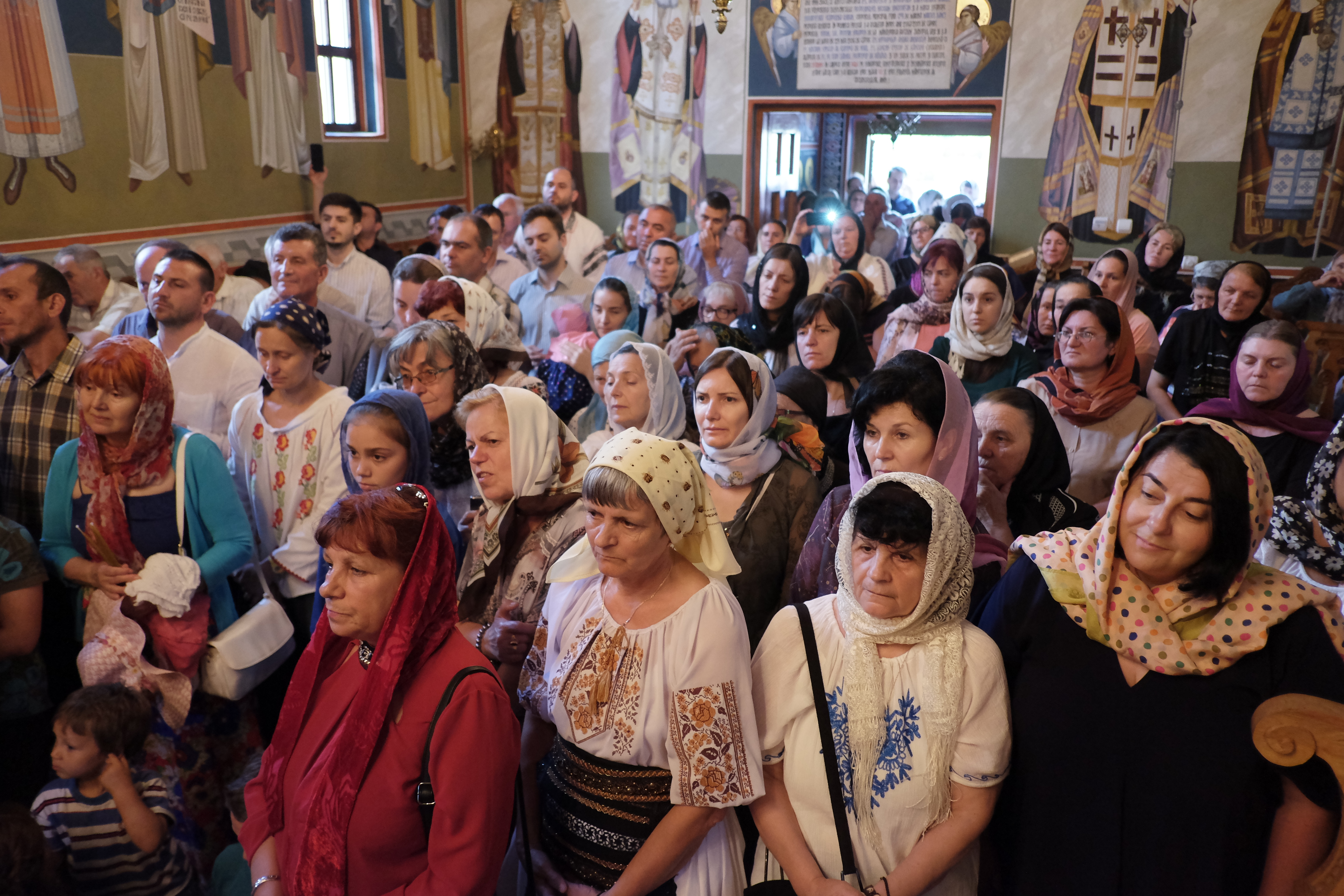 Tabăra de vară a tinerelor familii româneşti din țarile scandinave, lângă Mănăstirea Cormaia-Sângeoez Băi