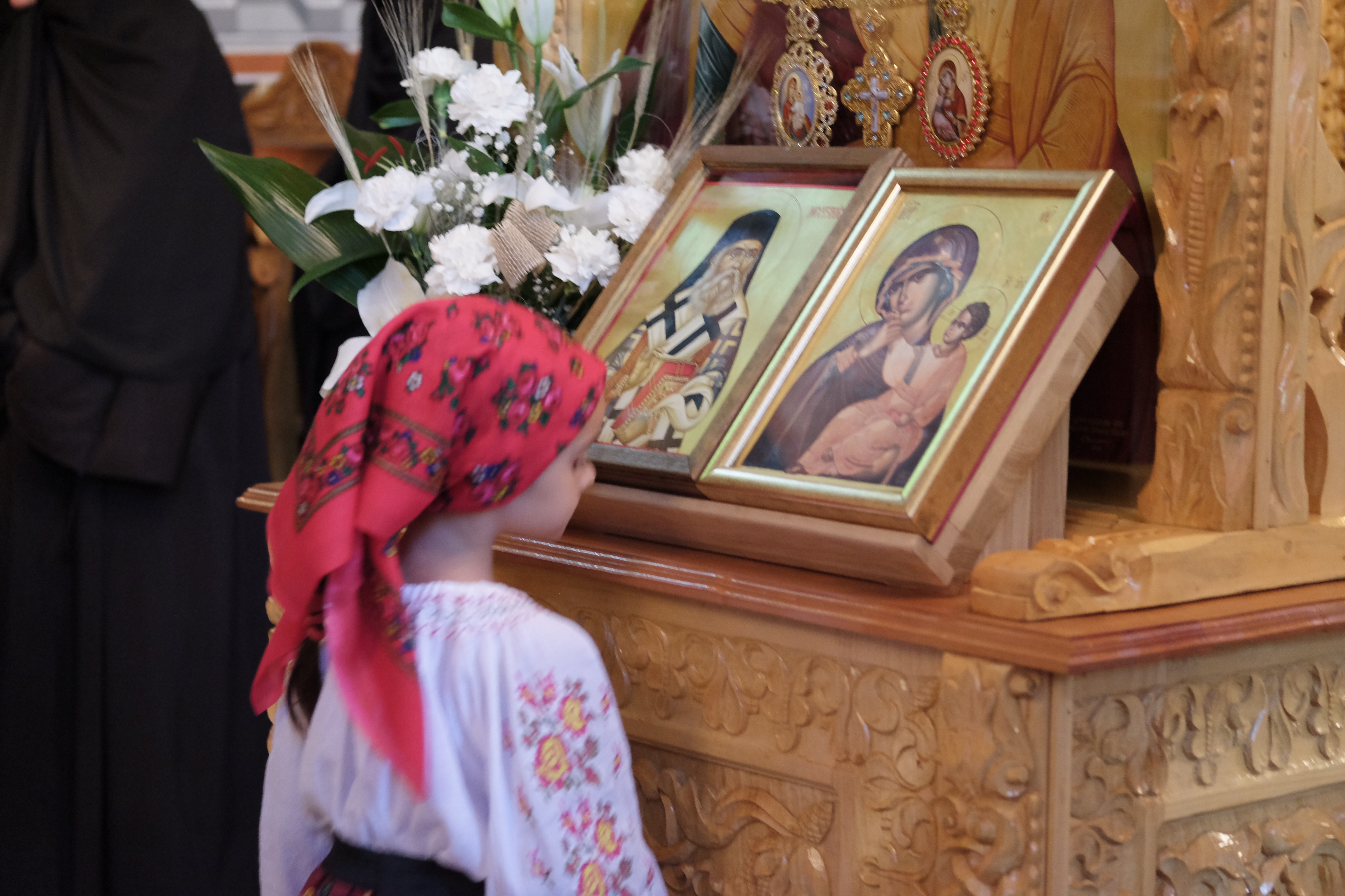 Tabăra de vară a tinerelor familii româneşti din țarile scandinave, lângă Mănăstirea Cormaia-Sângeoez Băi