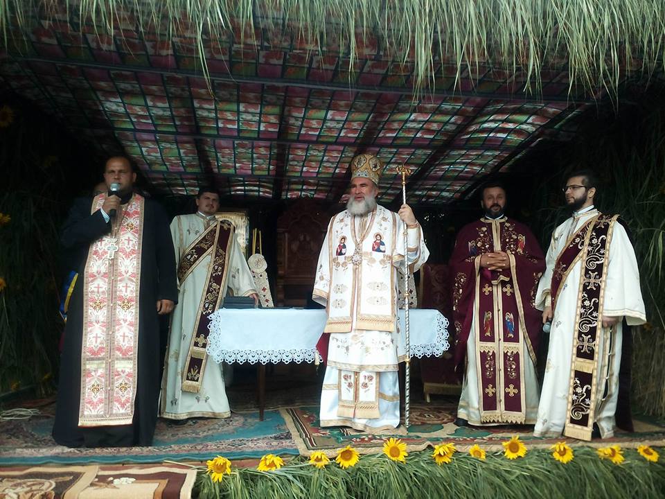 Biserica „Înălţarea Domnului“ din Pradaiş a fost sfinţită Biserica „Înălţarea Domnului“ din Pradaiş a fost sfinţită