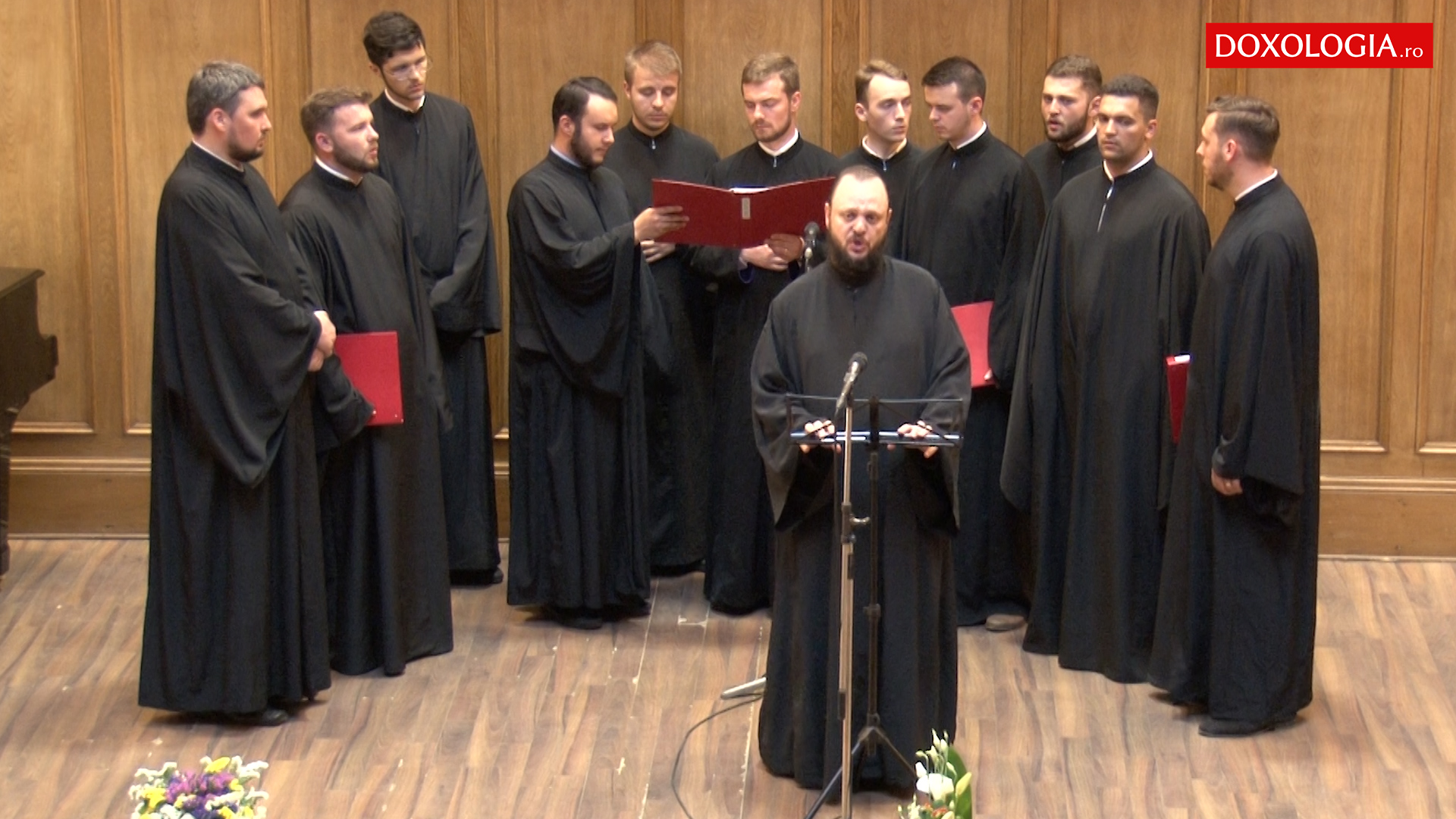 (Video) Concert și lansare de carte în Aula BCU