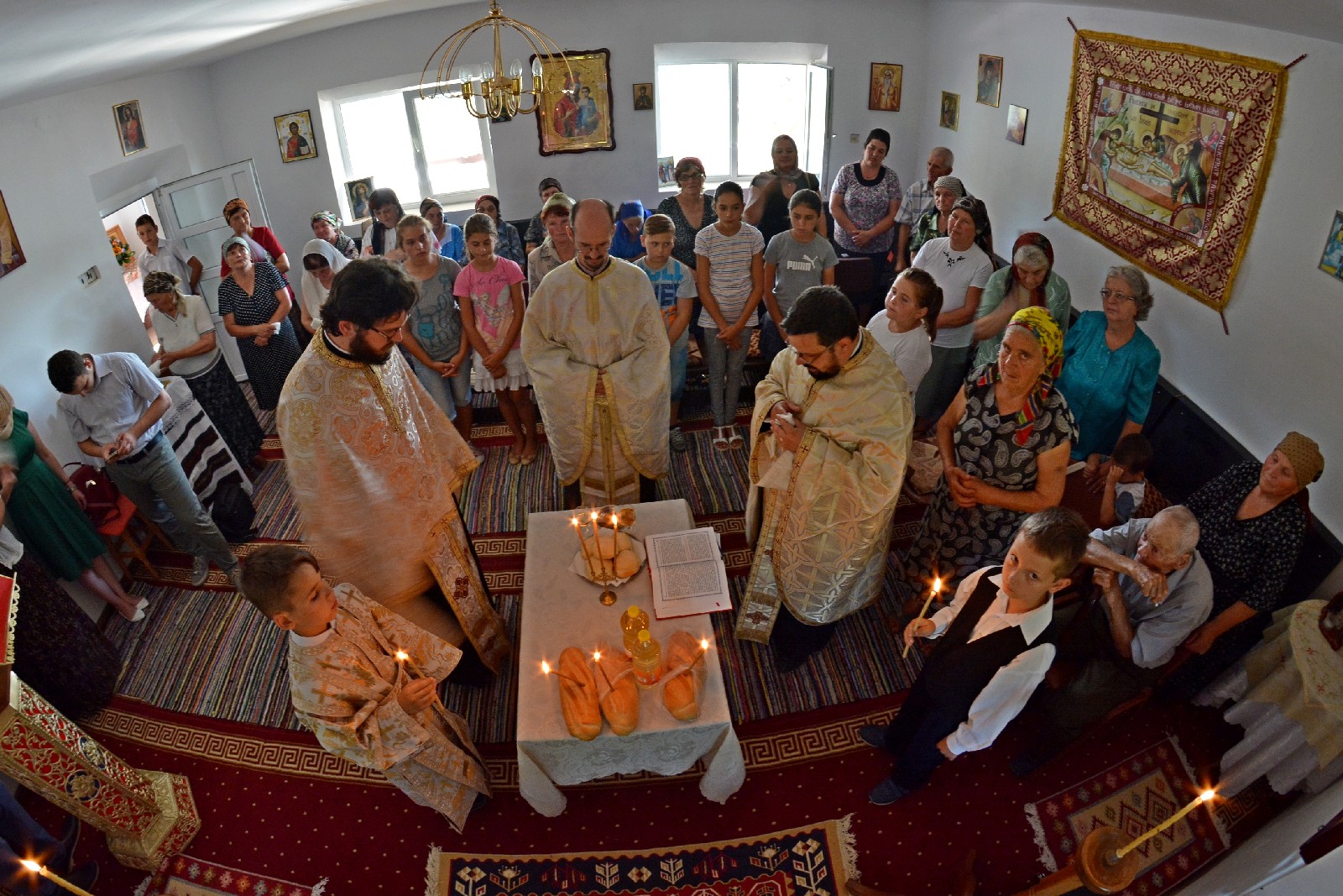 Primul hram în Parohia Podu Jijiei - Golăieşti