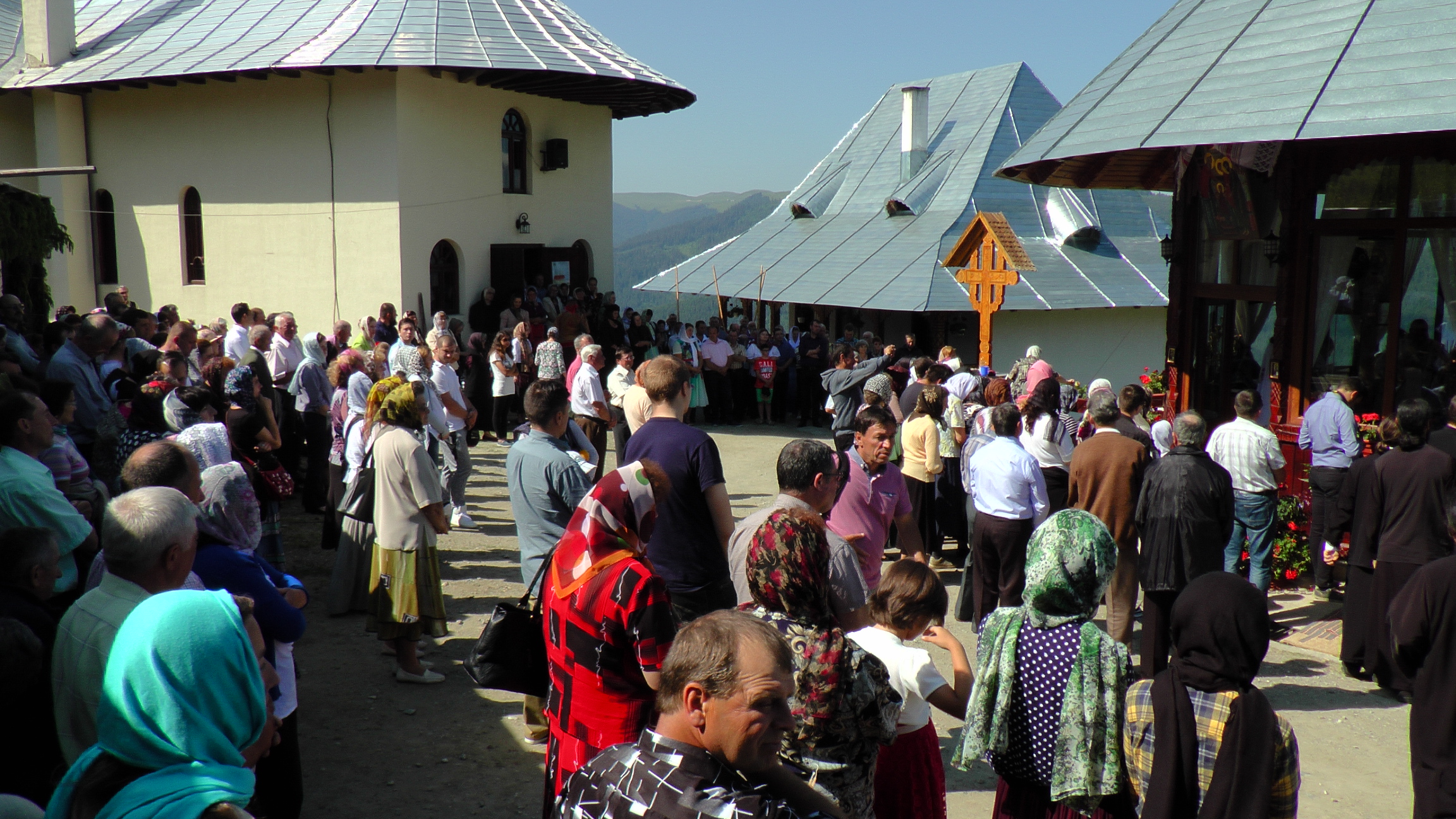 Liturghie arhierească la 1.240 de metri altitudine