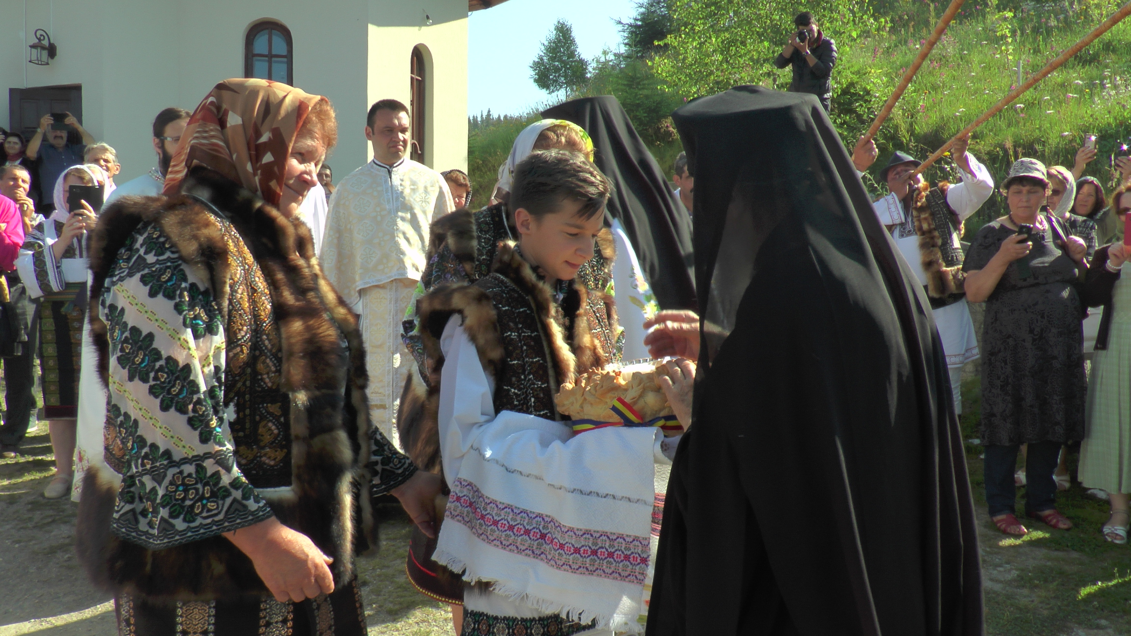 Liturghie arhierească la 1.240 de metri altitudine