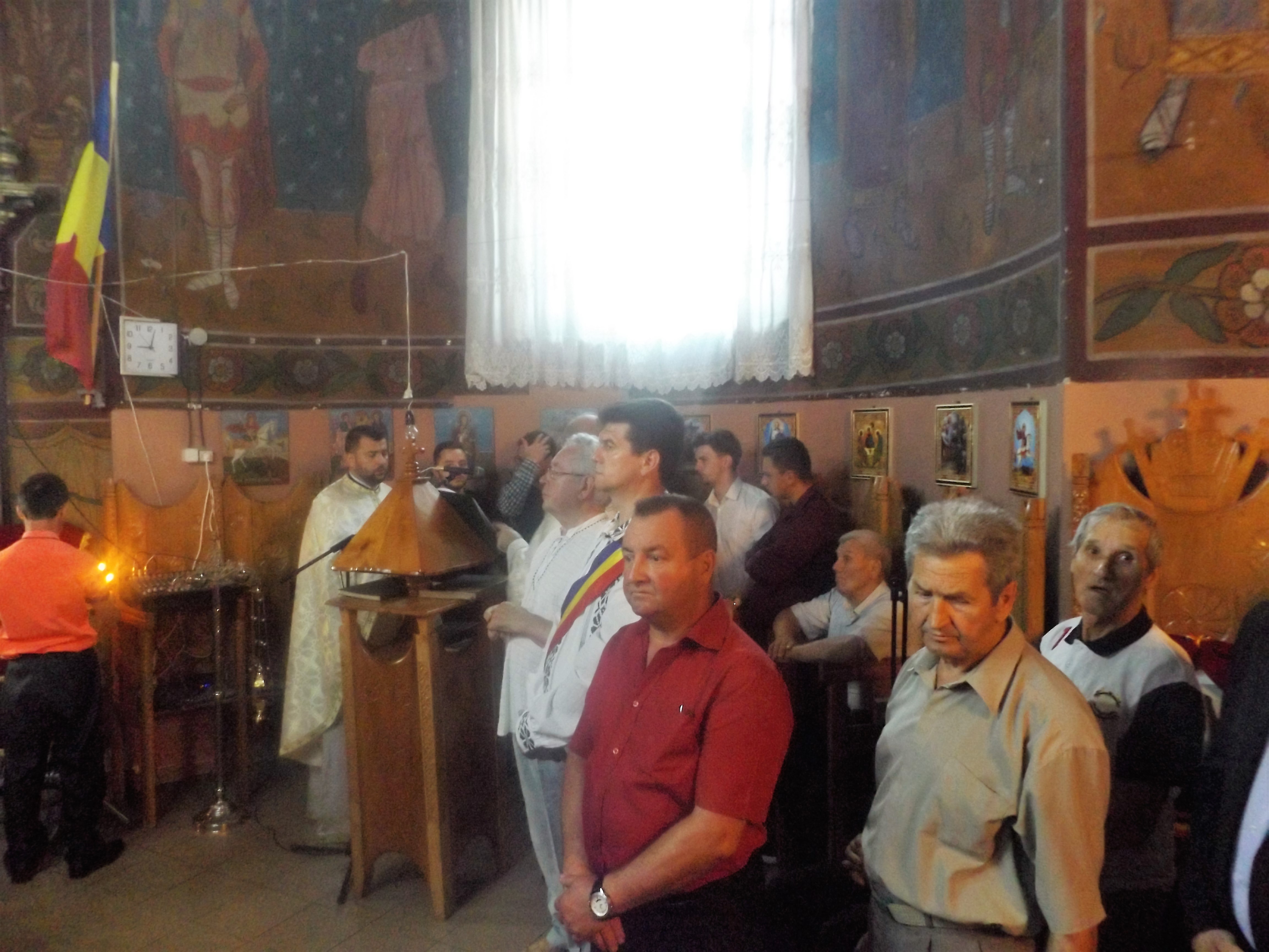 Liturghie arhierească şi sfinţire de casă parohială la Hilişeu Horia Liturghie arhierească şi sfinţire de casă parohială la Hilişeu Horia