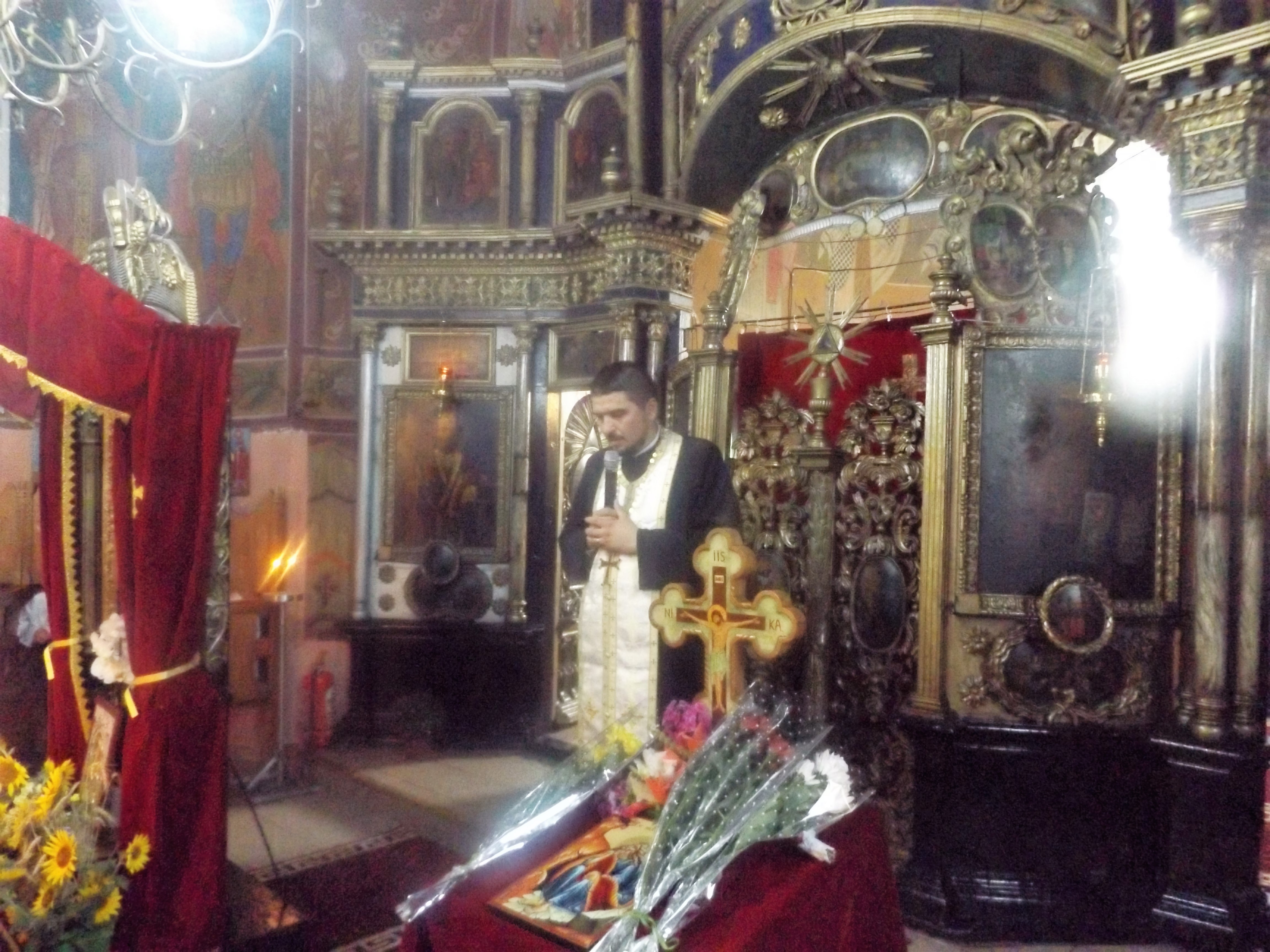 Liturghie arhierească şi sfinţire de casă parohială la Hilişeu Horia Liturghie arhierească şi sfinţire de casă parohială la Hilişeu Horia