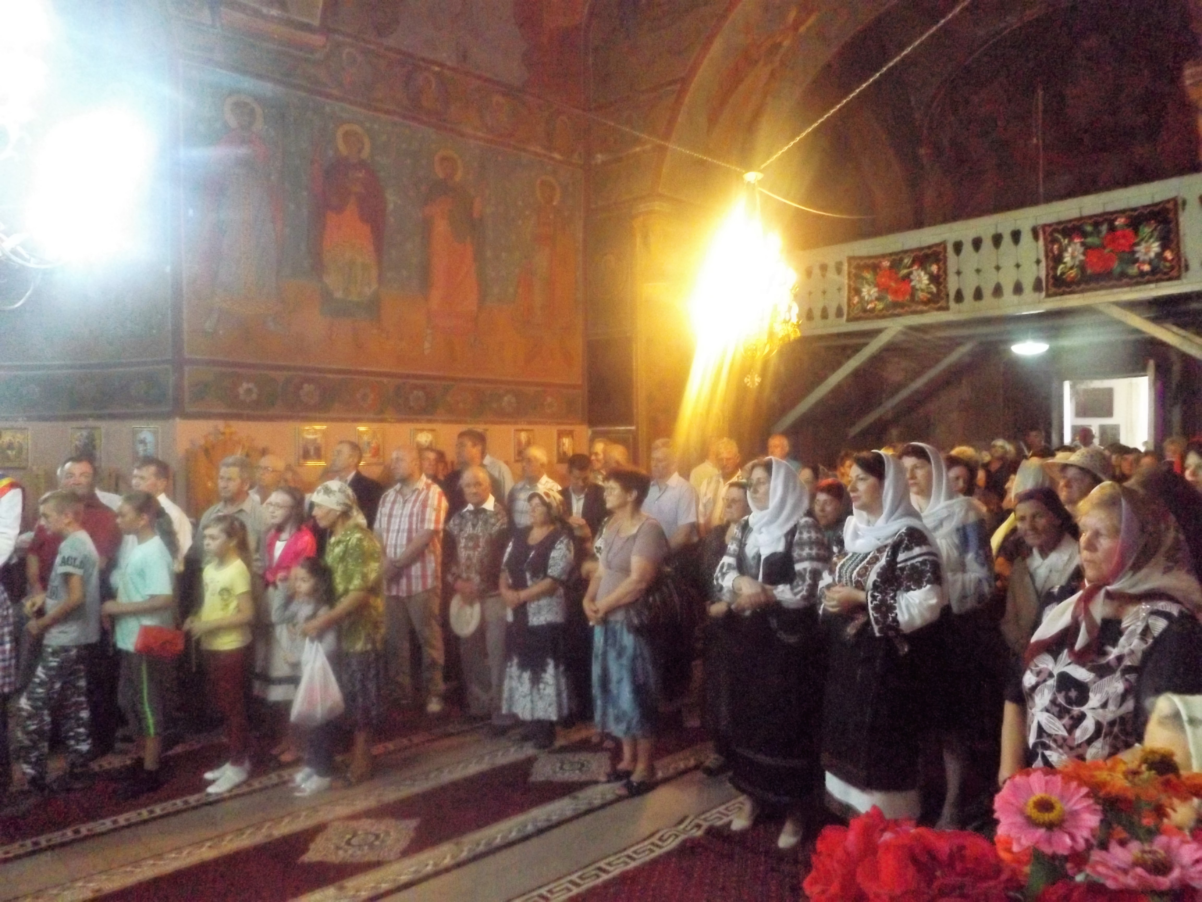 Liturghie arhierească şi sfinţire de casă parohială la Hilişeu Horia Liturghie arhierească şi sfinţire de casă parohială la Hilişeu Horia