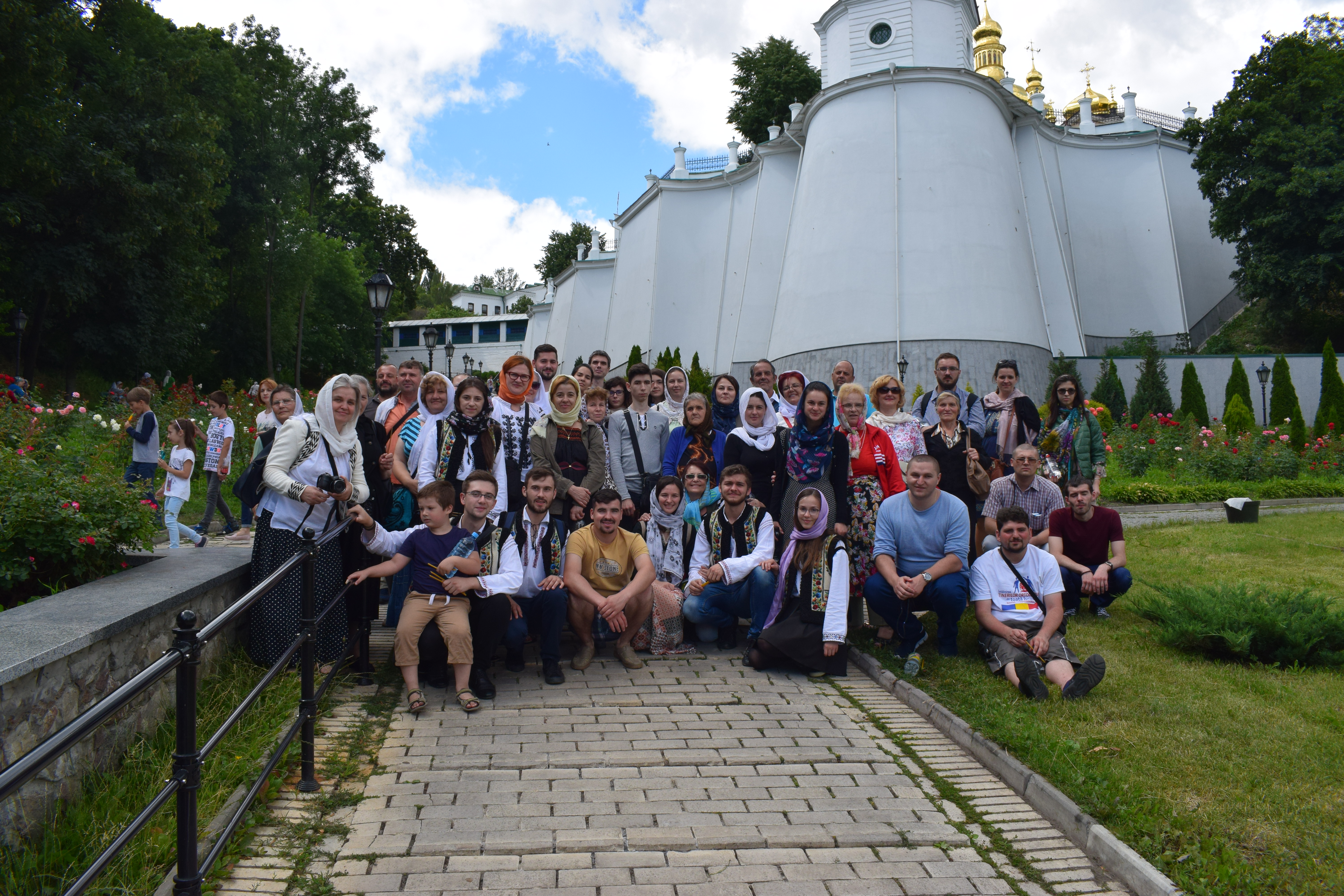 Tineri pe urmele sfinţilor kieveni