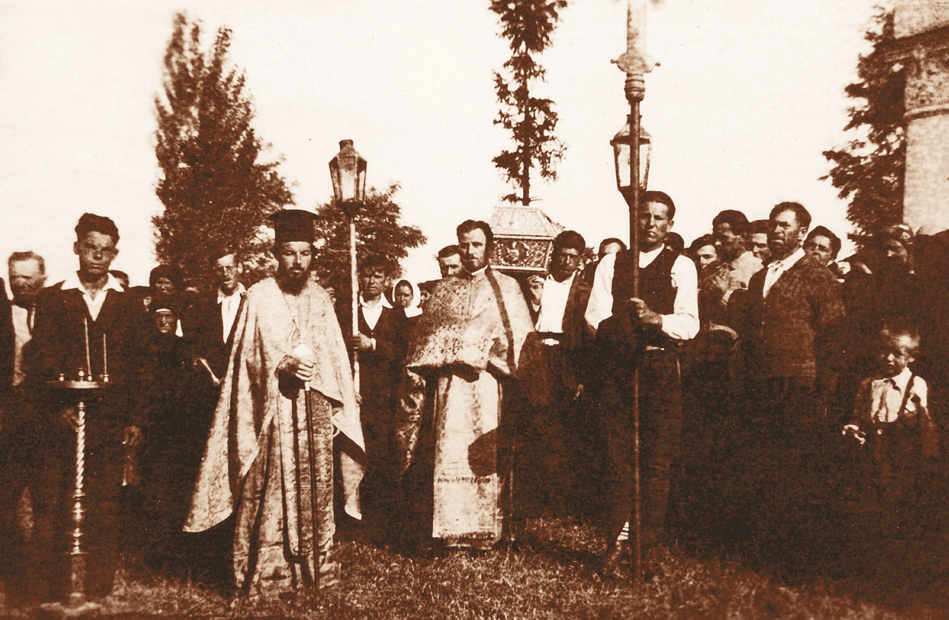 Patriarhul Teoctist – momente importante din perioada în care a fost Mitropolit al Moldovei şi Sucevei (1977-1986)