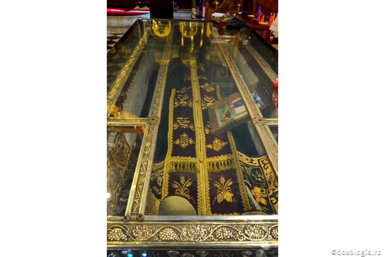 Moaștele Sfântului Efrem cel Nou