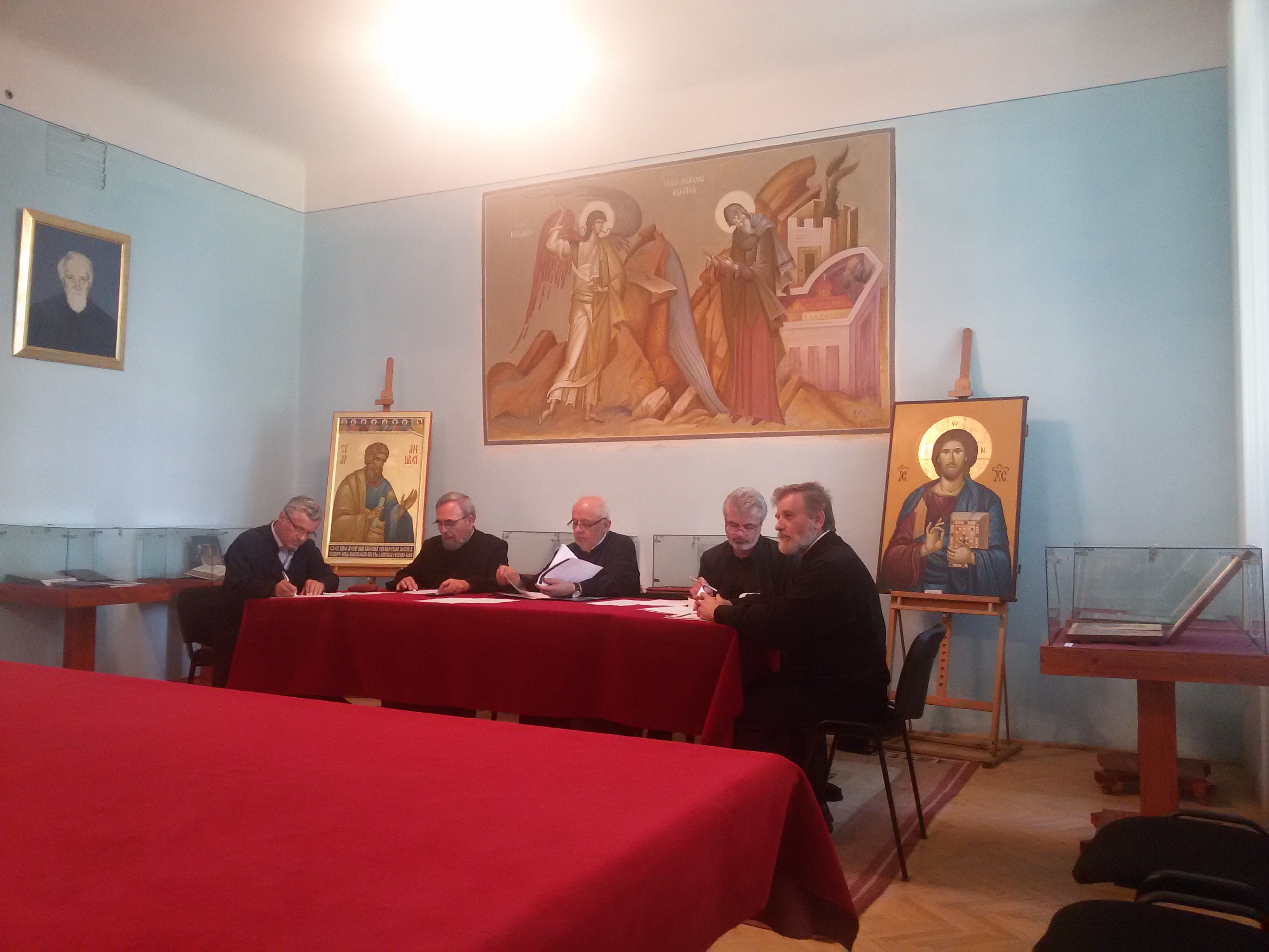 Trei noi posturi didactice la Facultatea de Teologie Ortodoxă „Dumitru Stăniloae” din Iaşi