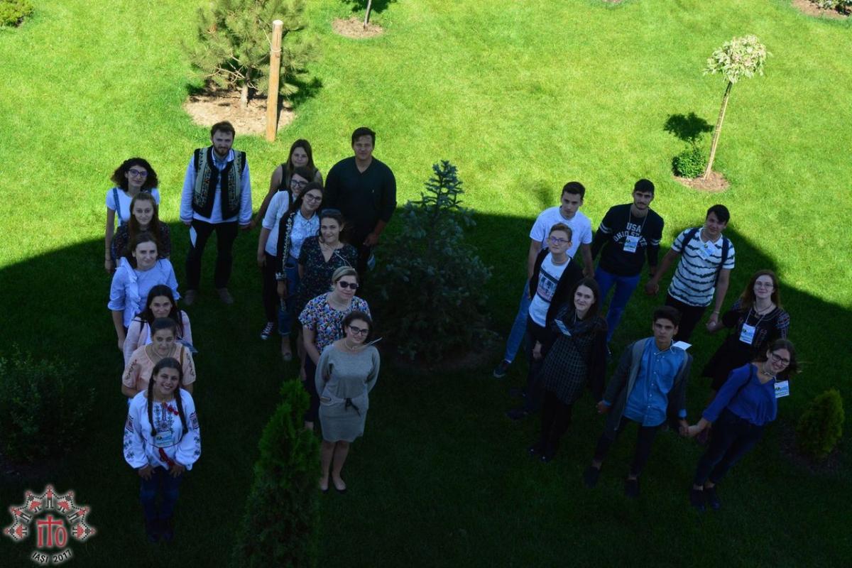 Peste 200 de tineri au participat la pregătirile pentru ITO 2017 la Mănăstirea Zosin din Botoşani