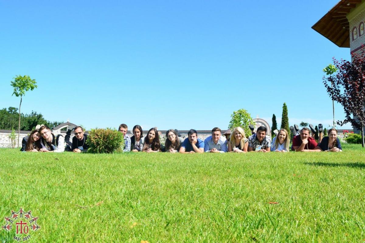 Peste 200 de tineri au participat la pregătirile pentru ITO 2017 la Mănăstirea Zosin din Botoşani