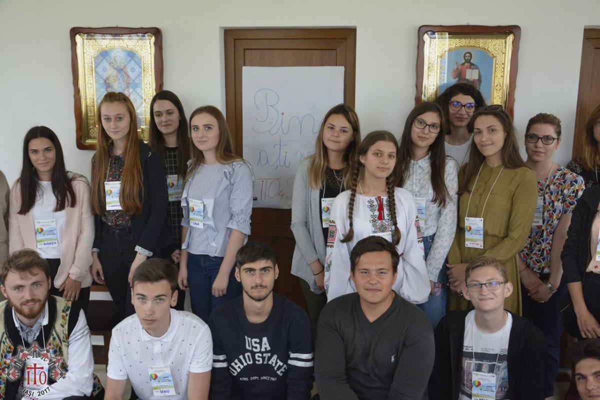 Peste 200 de tineri au participat la pregătirile pentru ITO 2017 la Mănăstirea Zosin din Botoşani