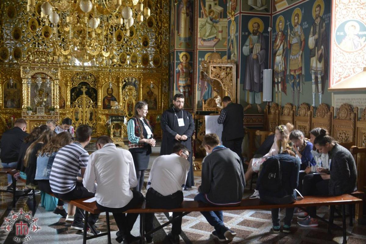 Peste 200 de tineri au participat la pregătirile pentru ITO 2017 la Mănăstirea Zosin din Botoşani