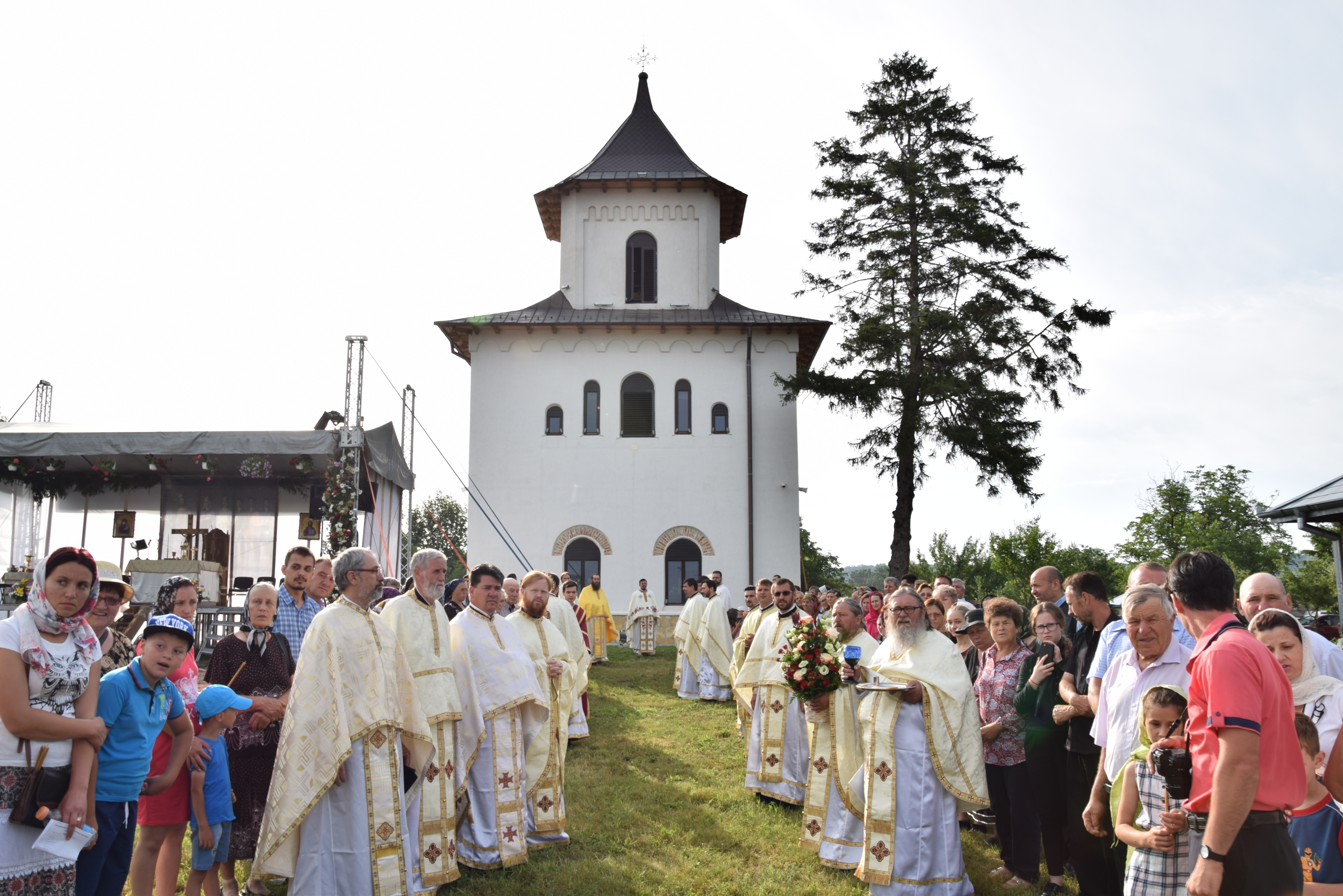 Ctitoria ștefaniană din localitatea ieșeană Scânteia, resfințită de IPS Mitropolit Teofan