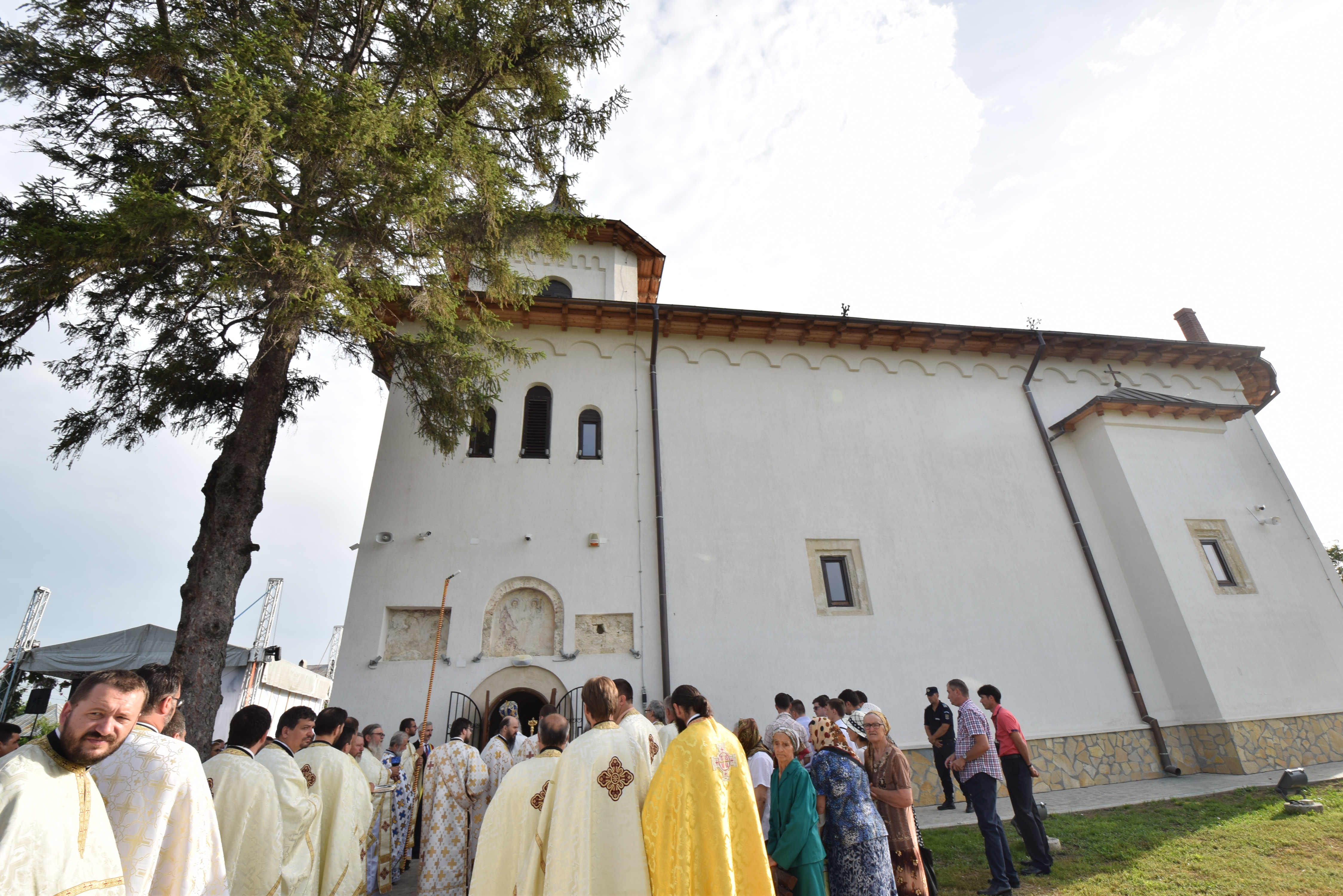 Ctitoria ștefaniană din localitatea ieșeană Scânteia, resfințită de IPS Mitropolit Teofan