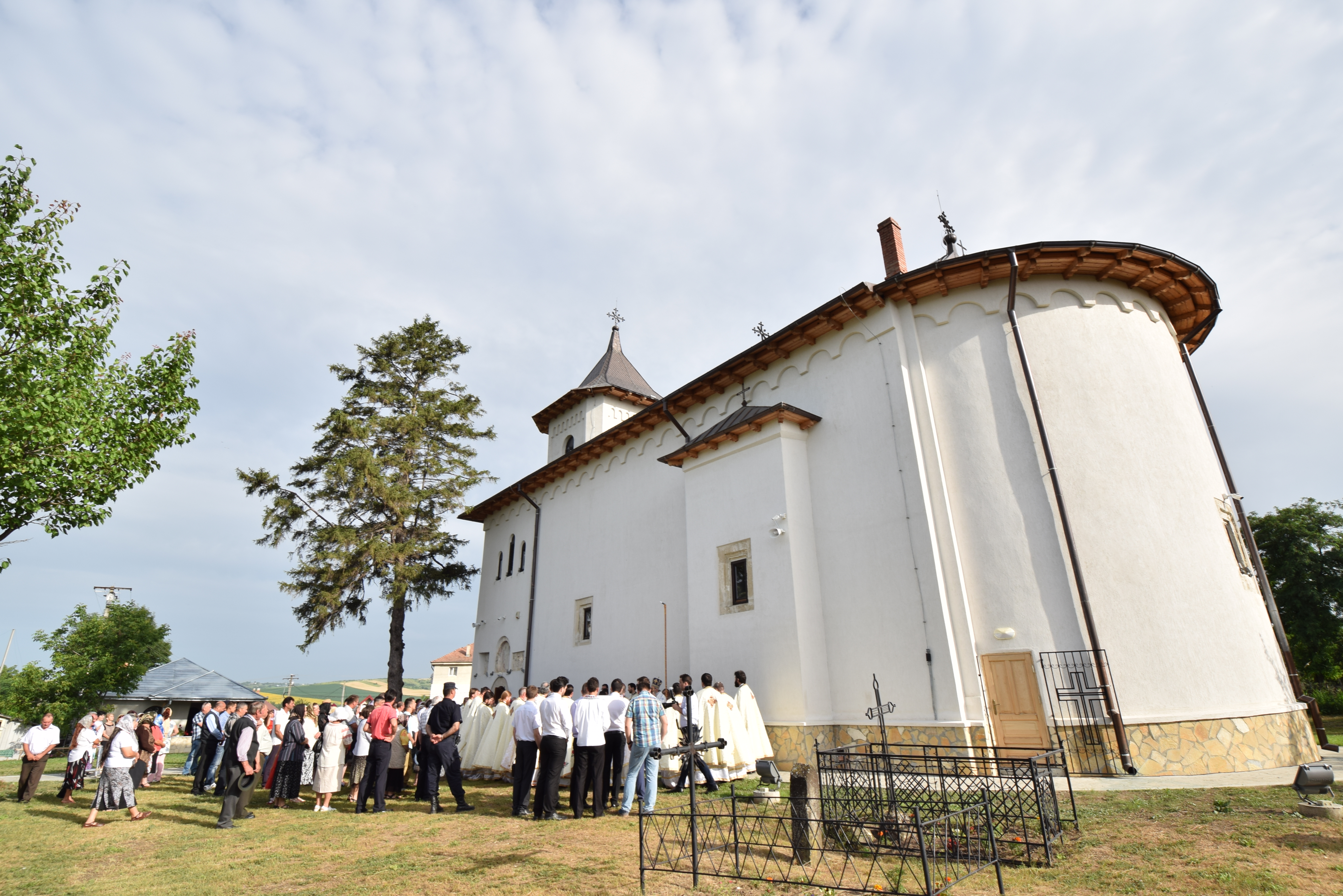 Ctitoria ștefaniană din localitatea ieșeană Scânteia, resfințită de IPS Mitropolit Teofan