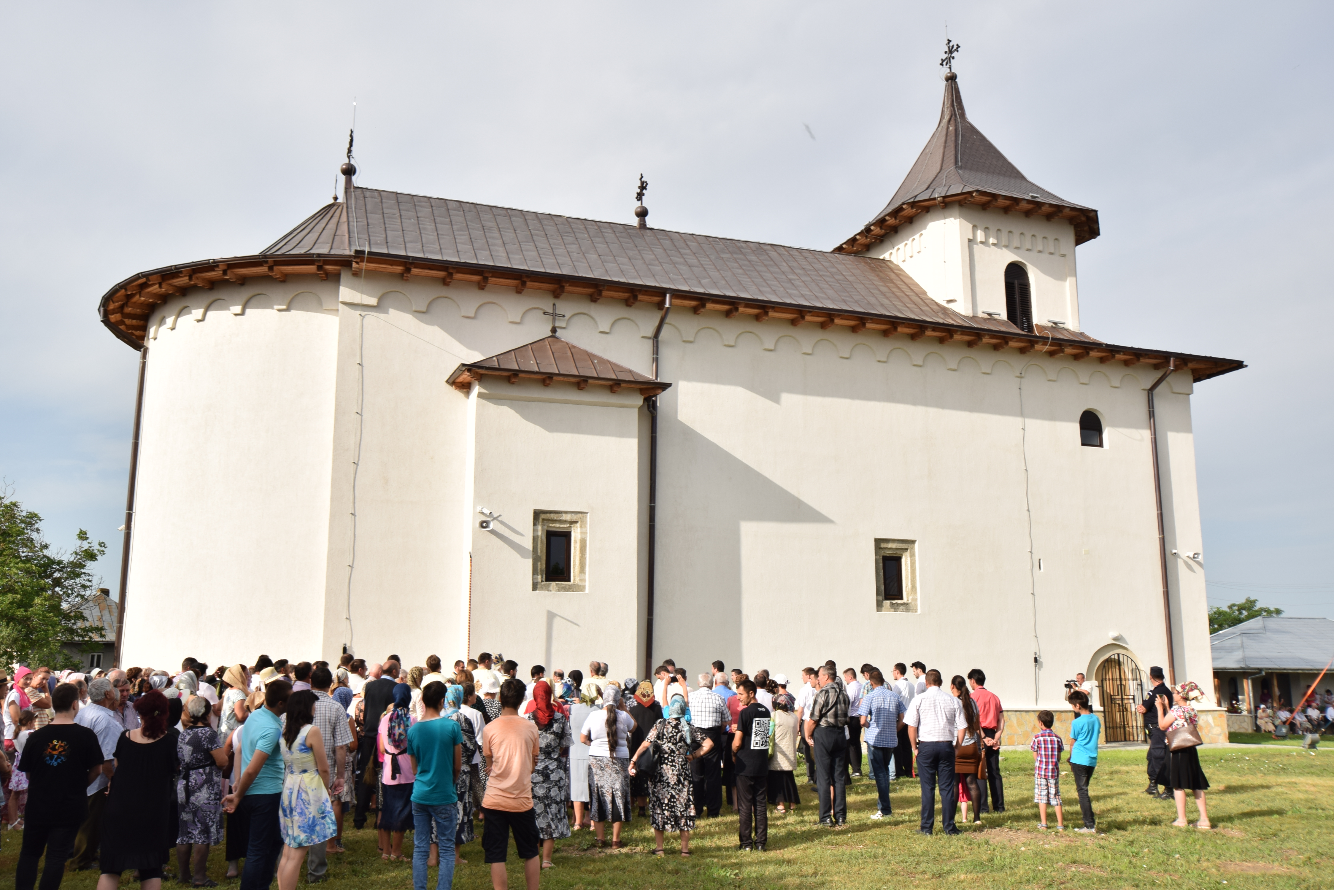 Ctitoria ștefaniană din localitatea ieșeană Scânteia, resfințită de IPS Mitropolit Teofan