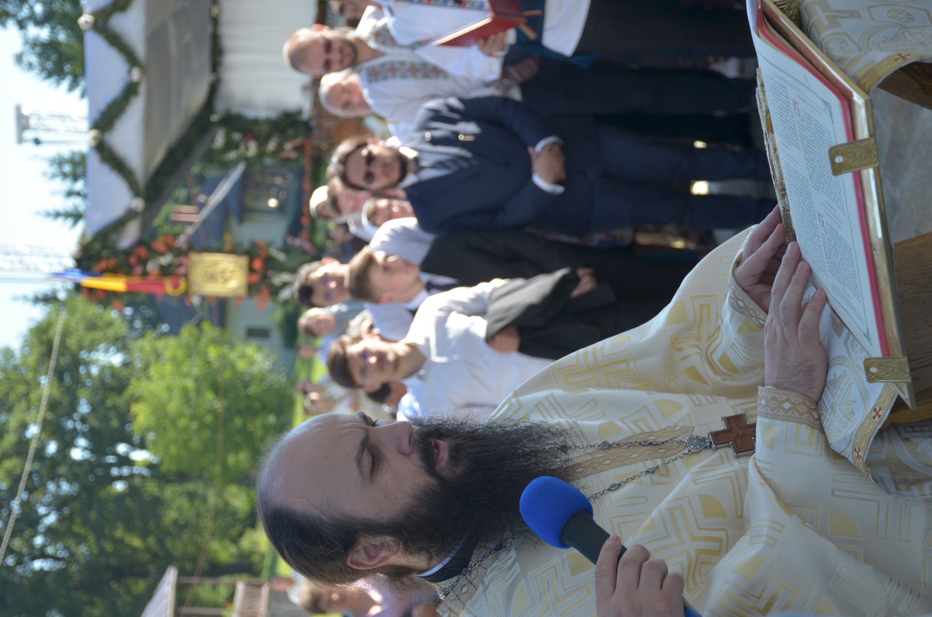 Schitul din „Poiana liniştii”, resfinţit de IPS Mitropolit Teofan