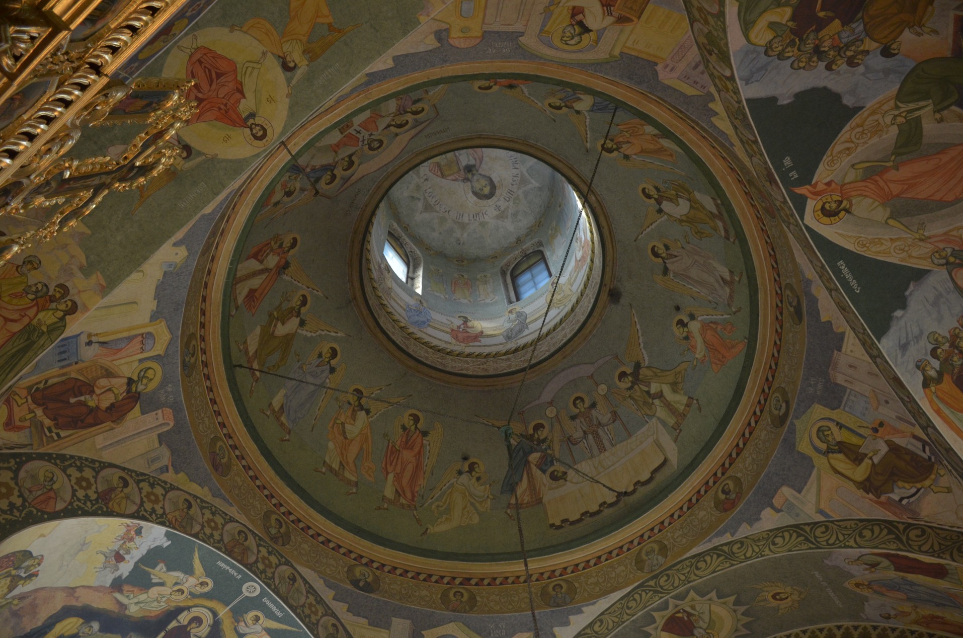 Schitul din „Poiana liniştii”, resfinţit de IPS Mitropolit Teofan