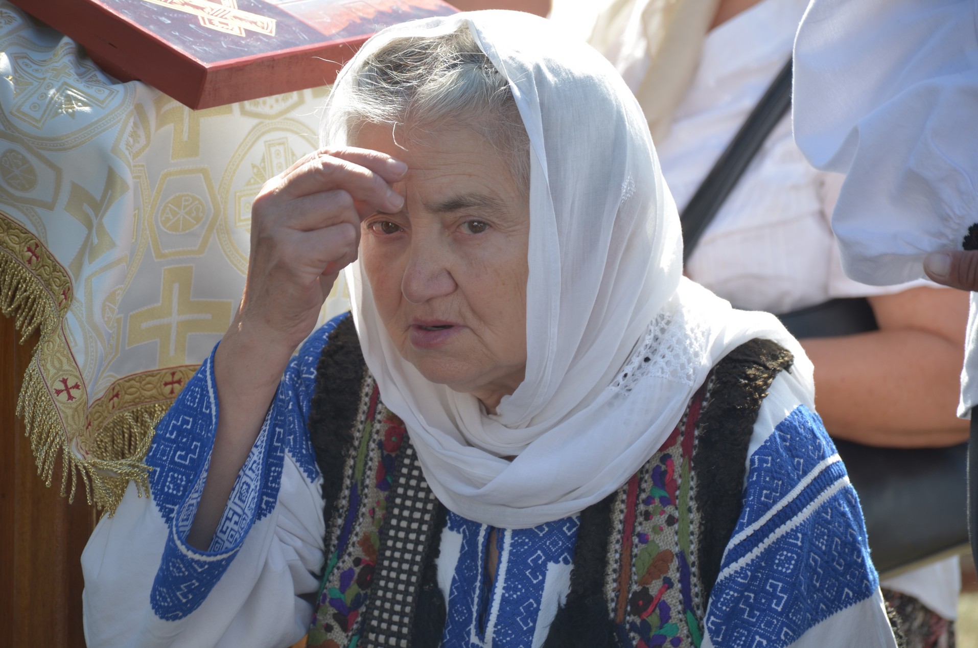 Schitul din „Poiana liniştii”, resfinţit de IPS Mitropolit Teofan