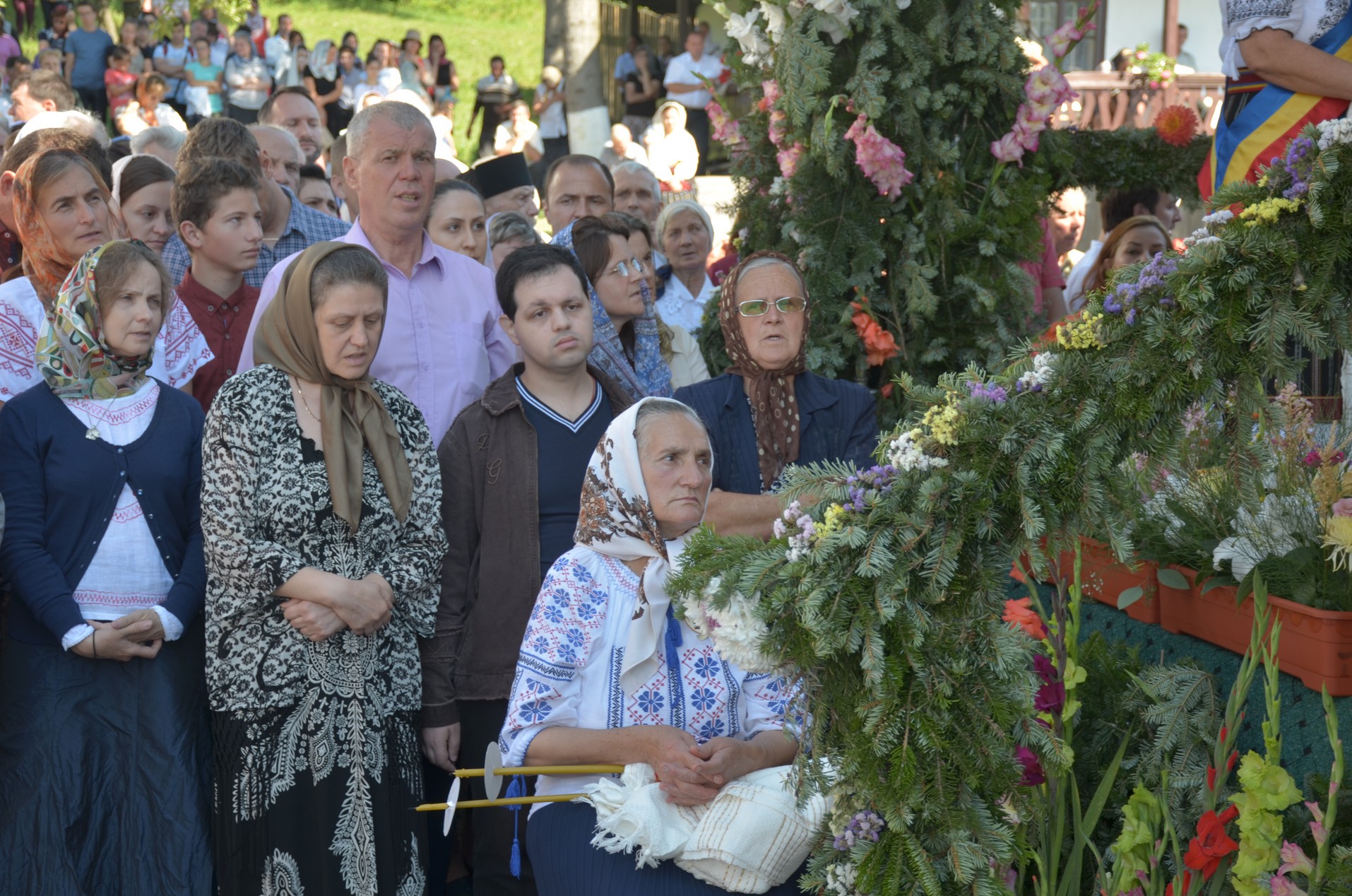 Schitul din „Poiana liniştii”, resfinţit de IPS Mitropolit Teofan
