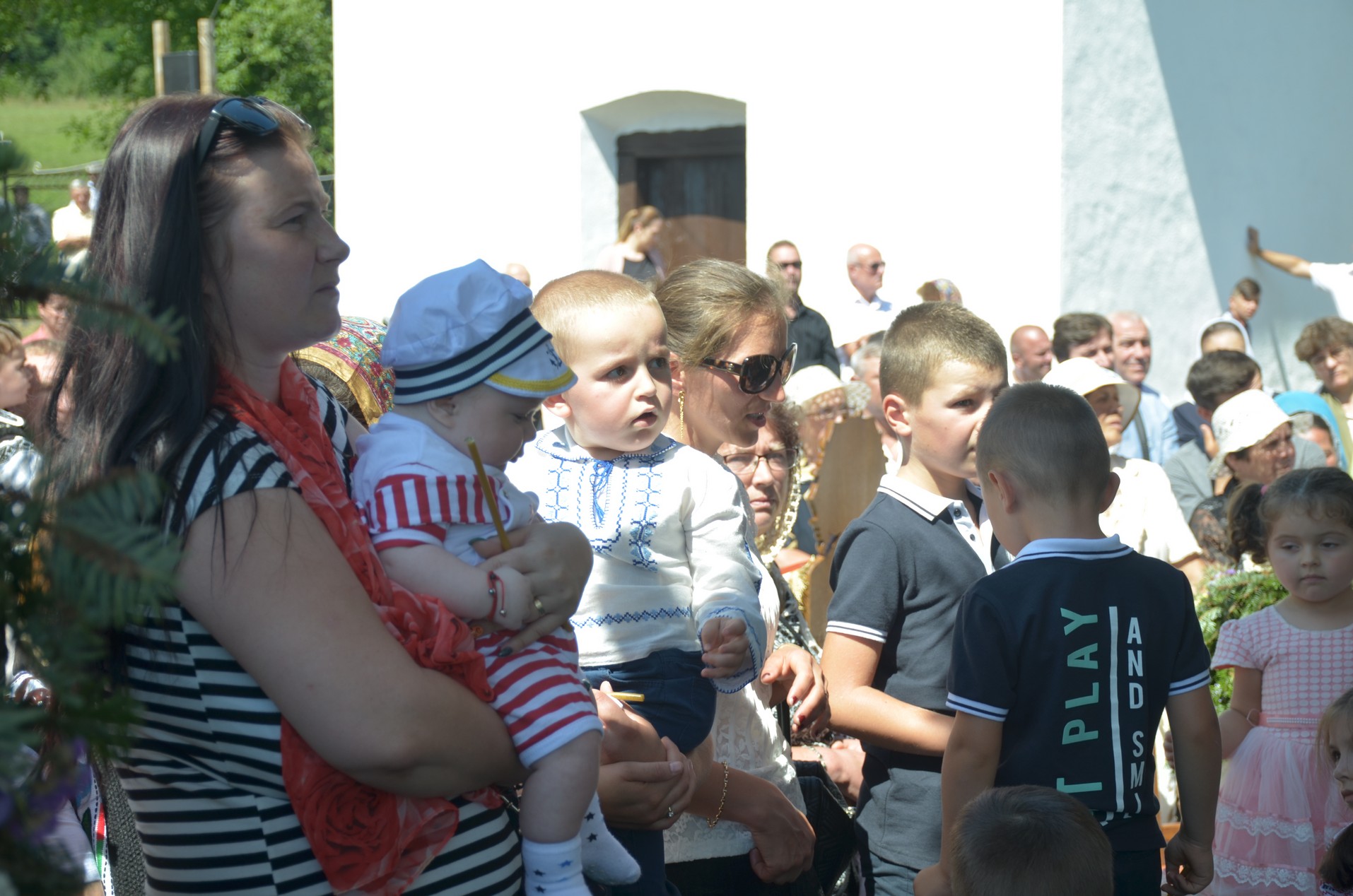 Schitul din „Poiana liniştii”, resfinţit de IPS Mitropolit Teofan