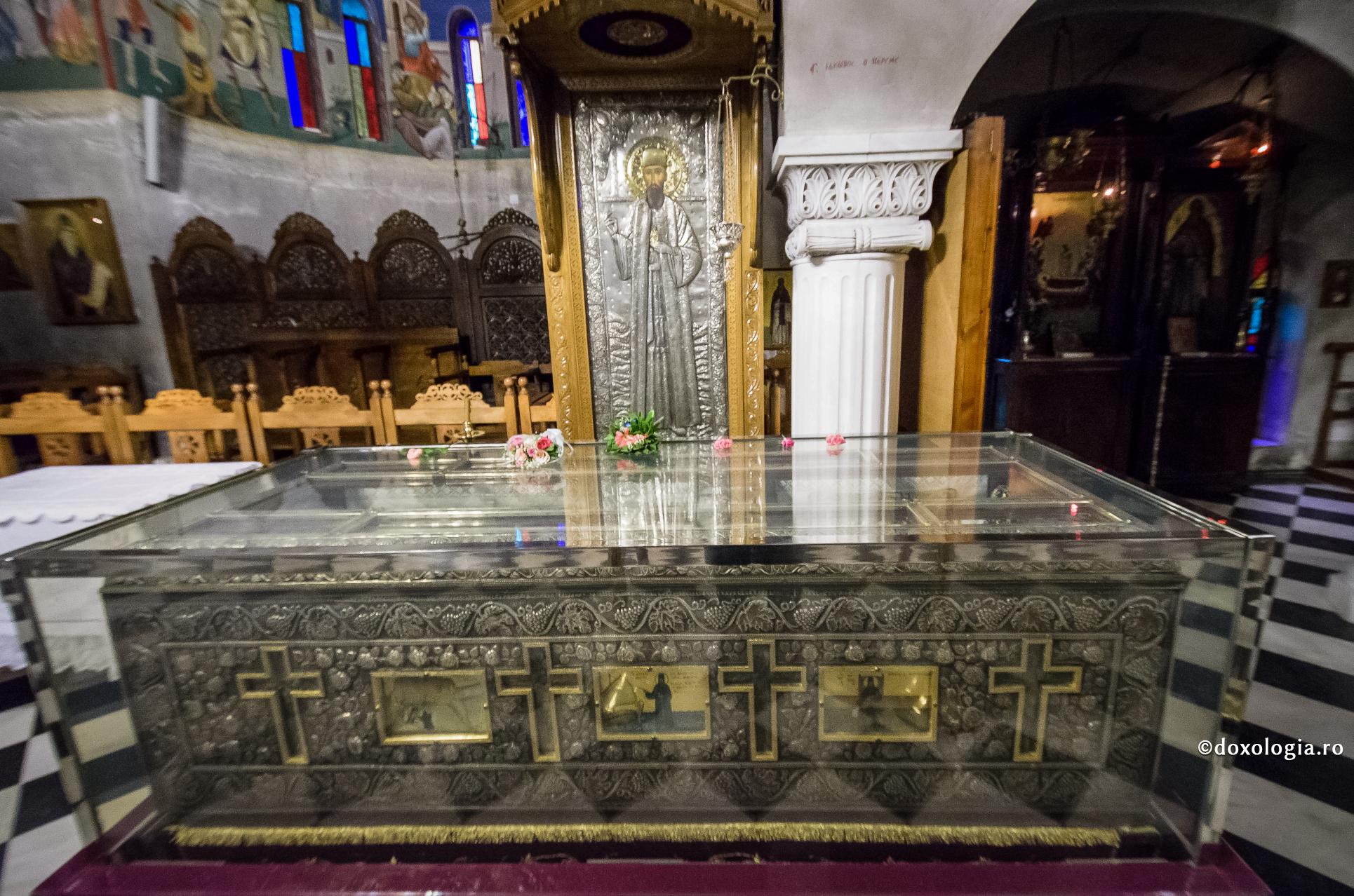 Moaștele Sfântului Efrem cel Nou