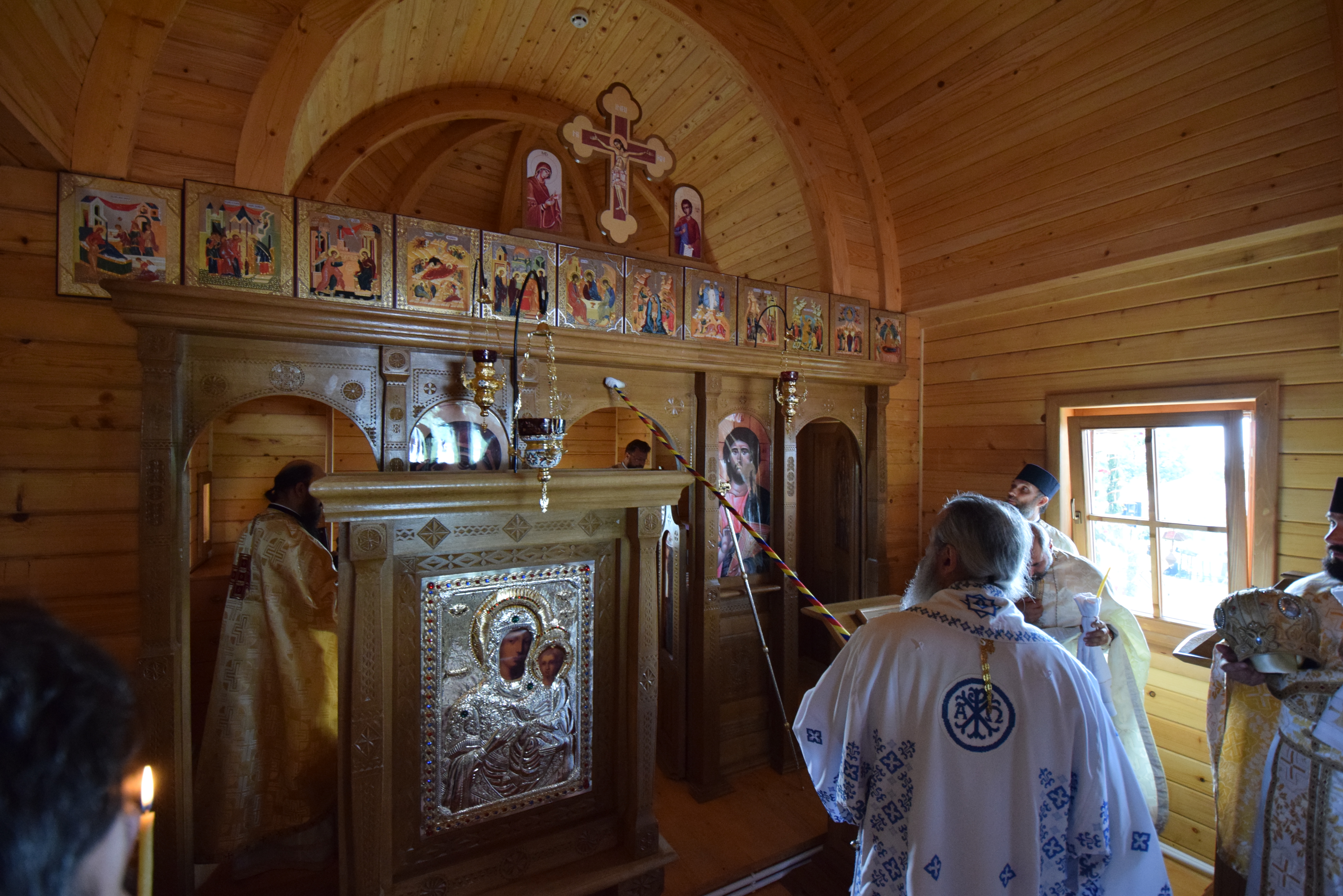 Sfințire de biserică la Mănăstirea Dagâța Sfințire de biserică la Mănăstirea Dagâța