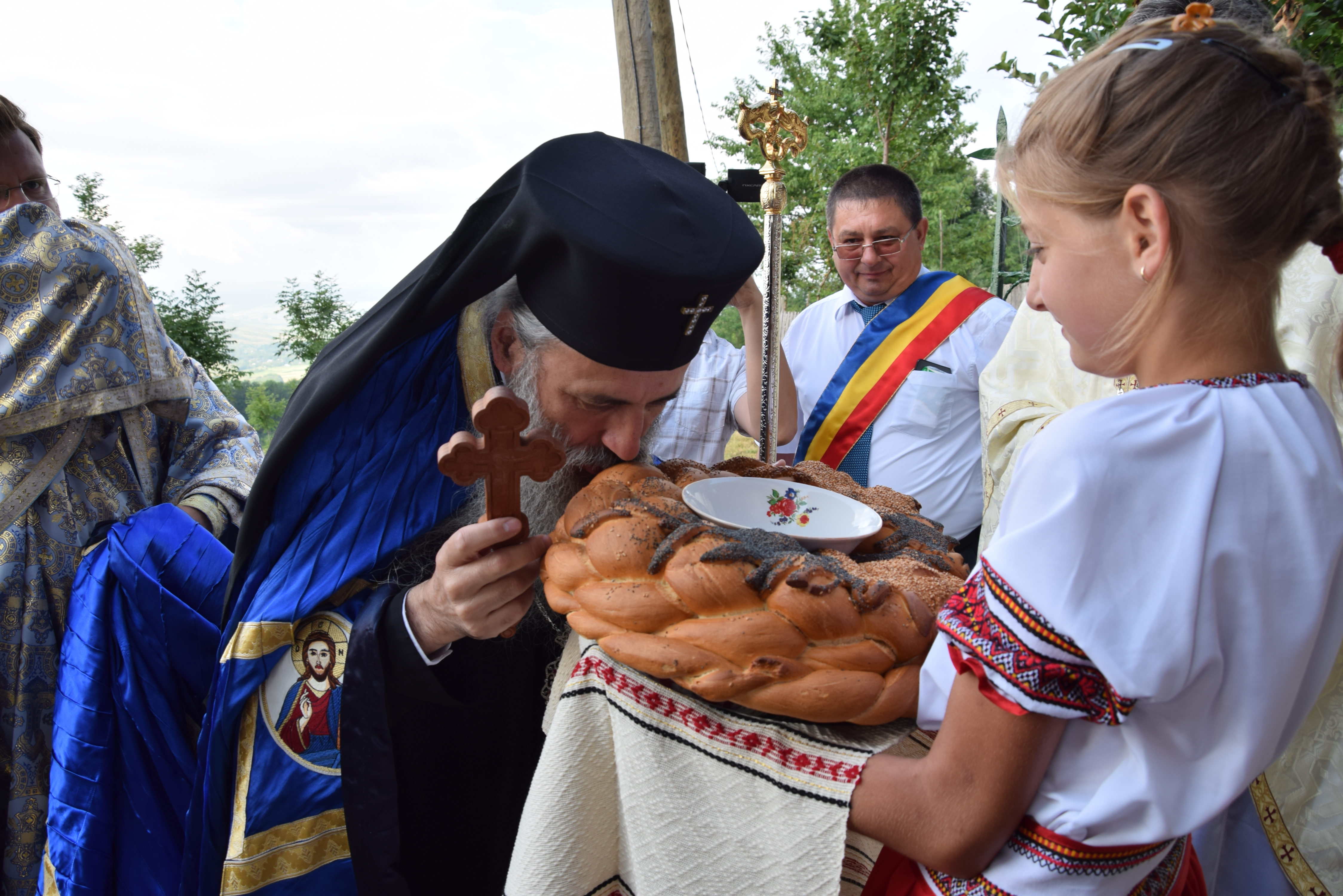 Sfințire de biserică la Mănăstirea Dagâța Sfințire de biserică la Mănăstirea Dagâța