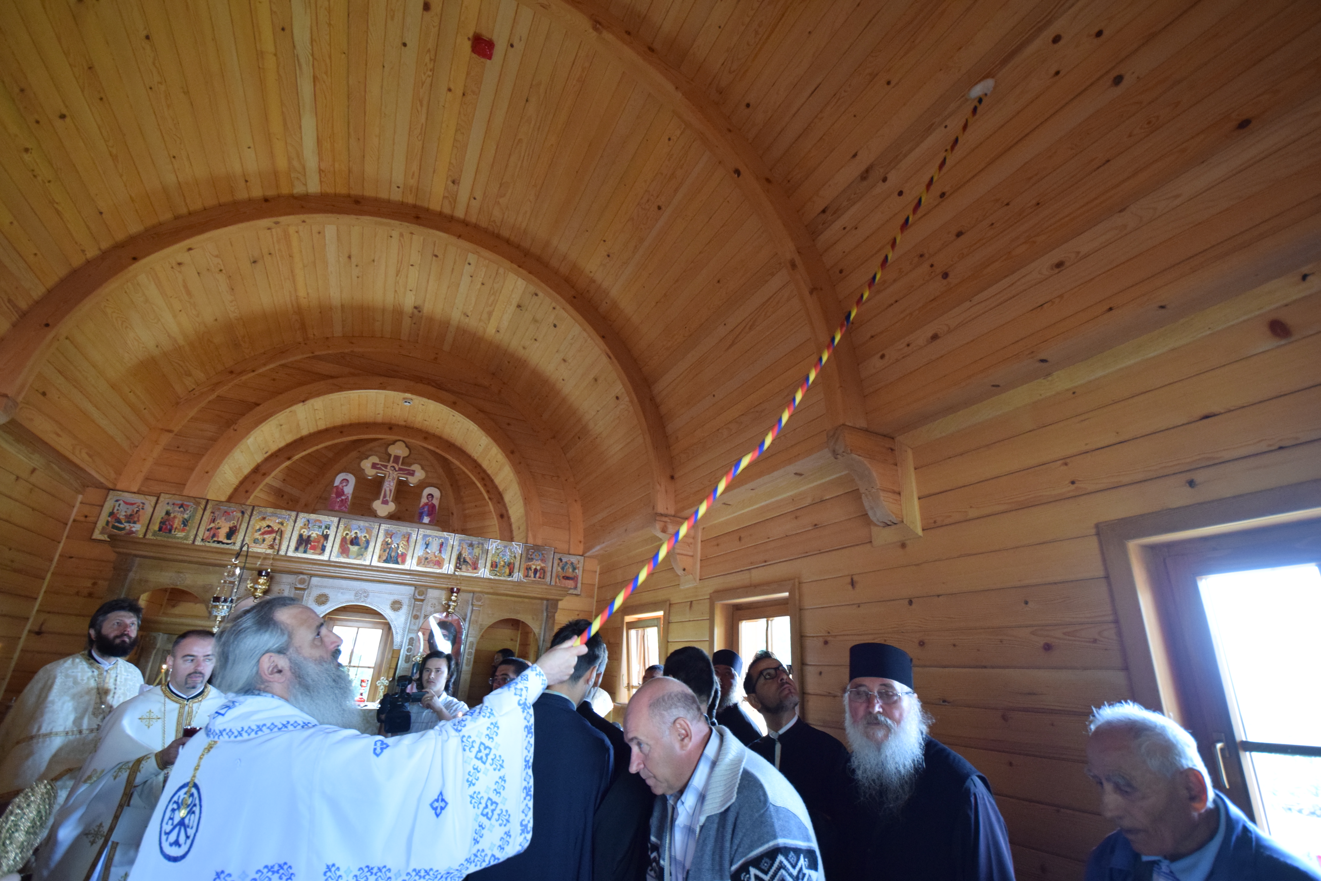 Sfințire de biserică la Mănăstirea Dagâța Sfințire de biserică la Mănăstirea Dagâța