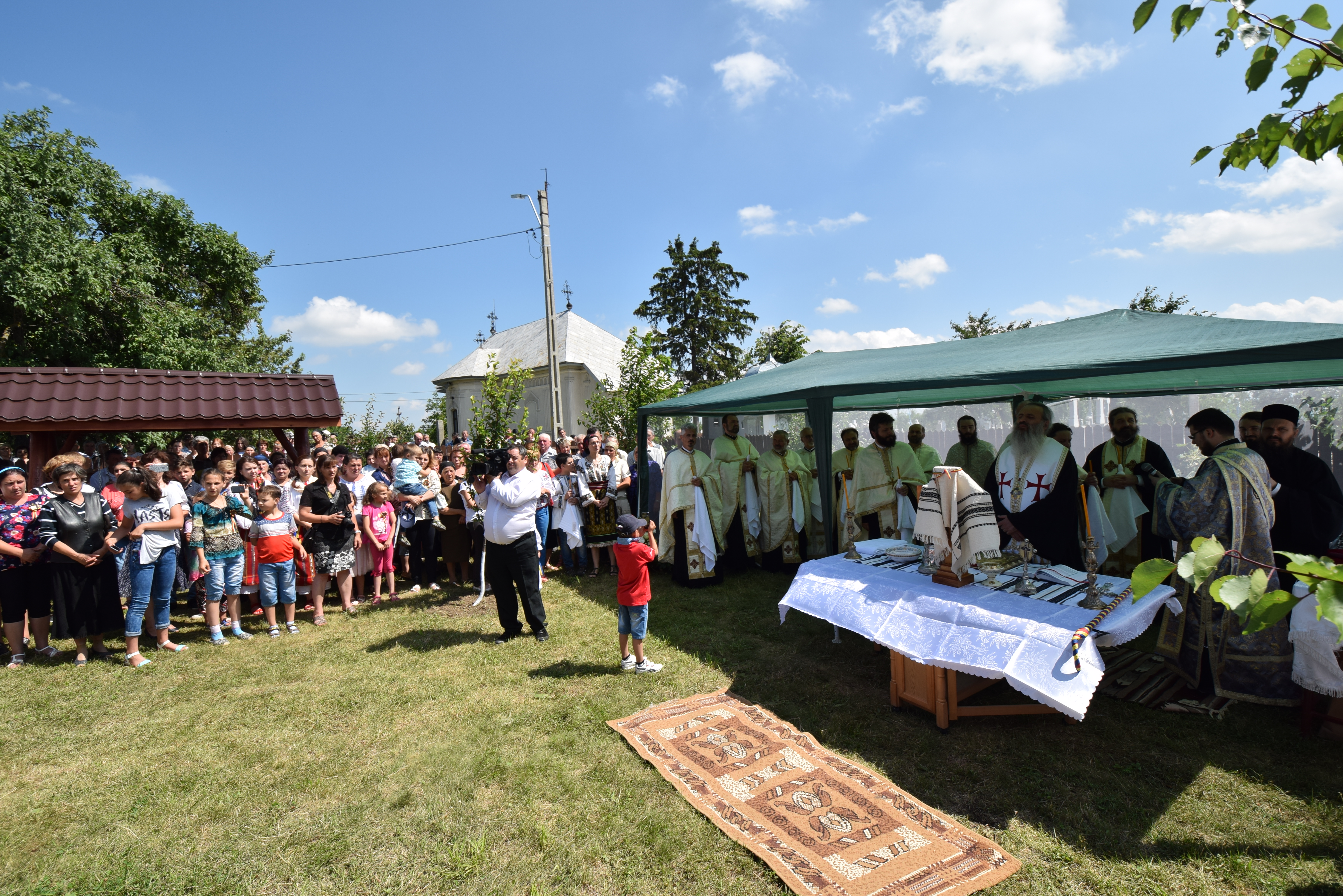 Complexul parohial din Suhuleț, sfințit de IPS Părinte Mitropolit Teofan