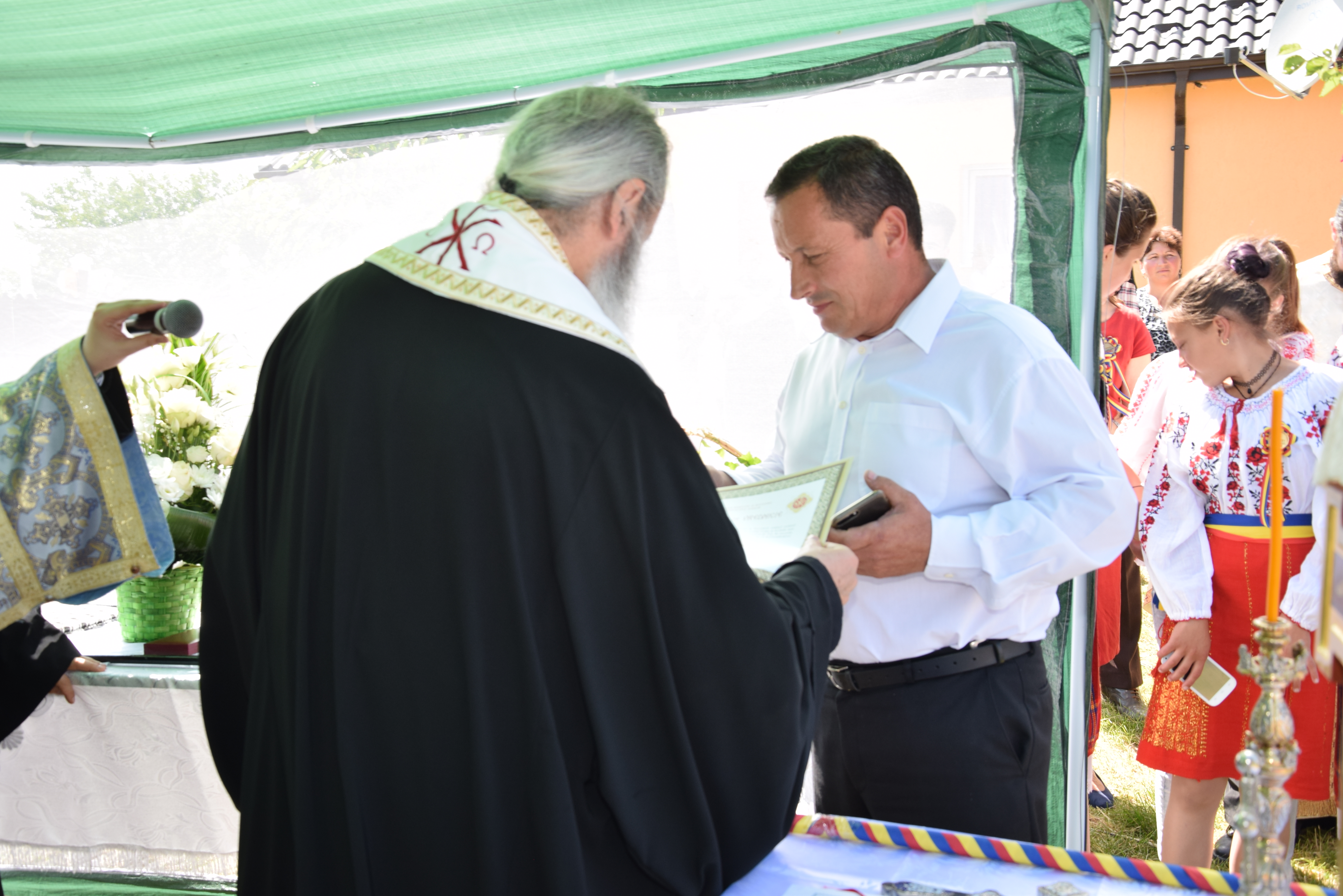 Complexul parohial din Suhuleț, sfințit de IPS Părinte Mitropolit Teofan