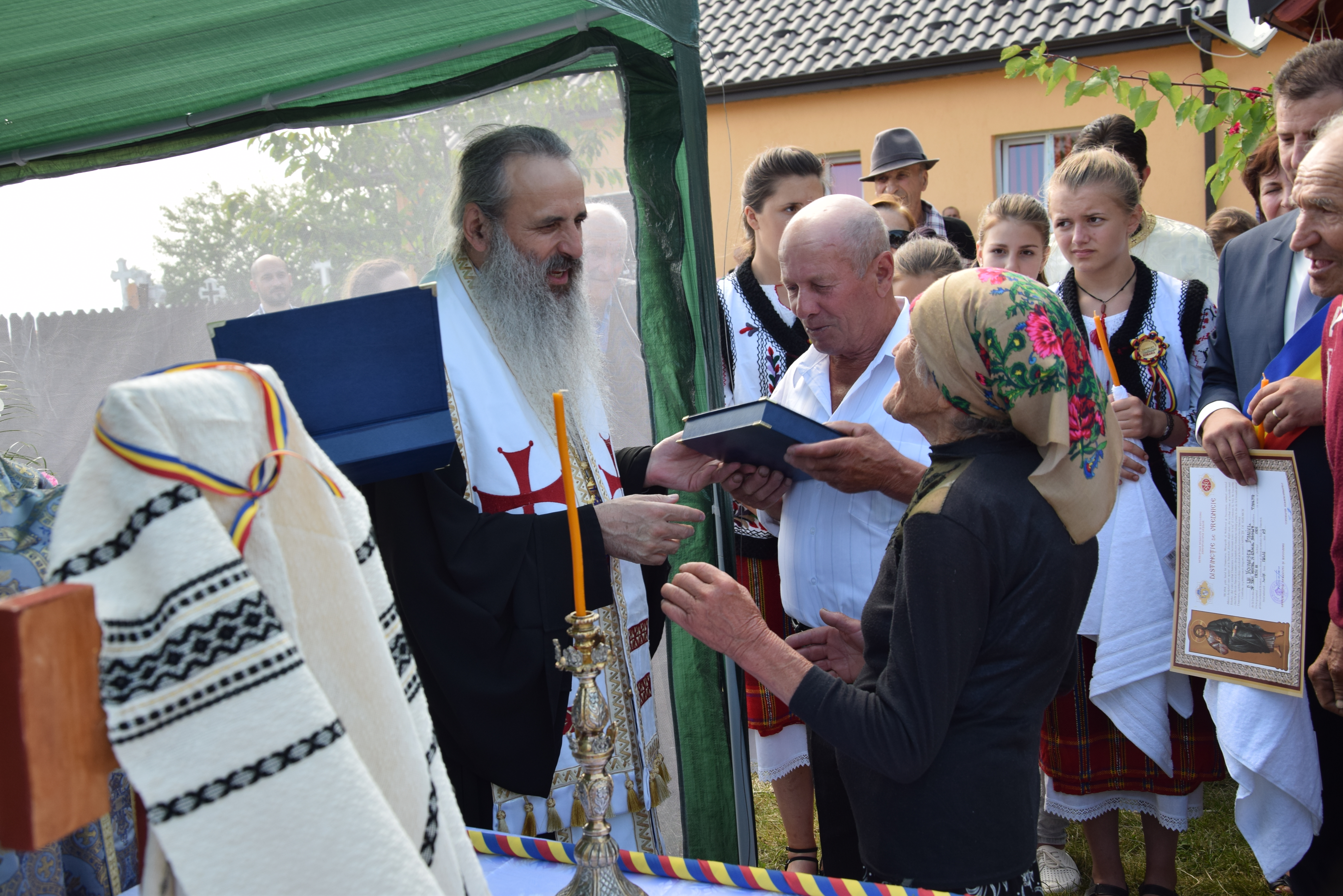 Complexul parohial din Suhuleț, sfințit de IPS Părinte Mitropolit Teofan
