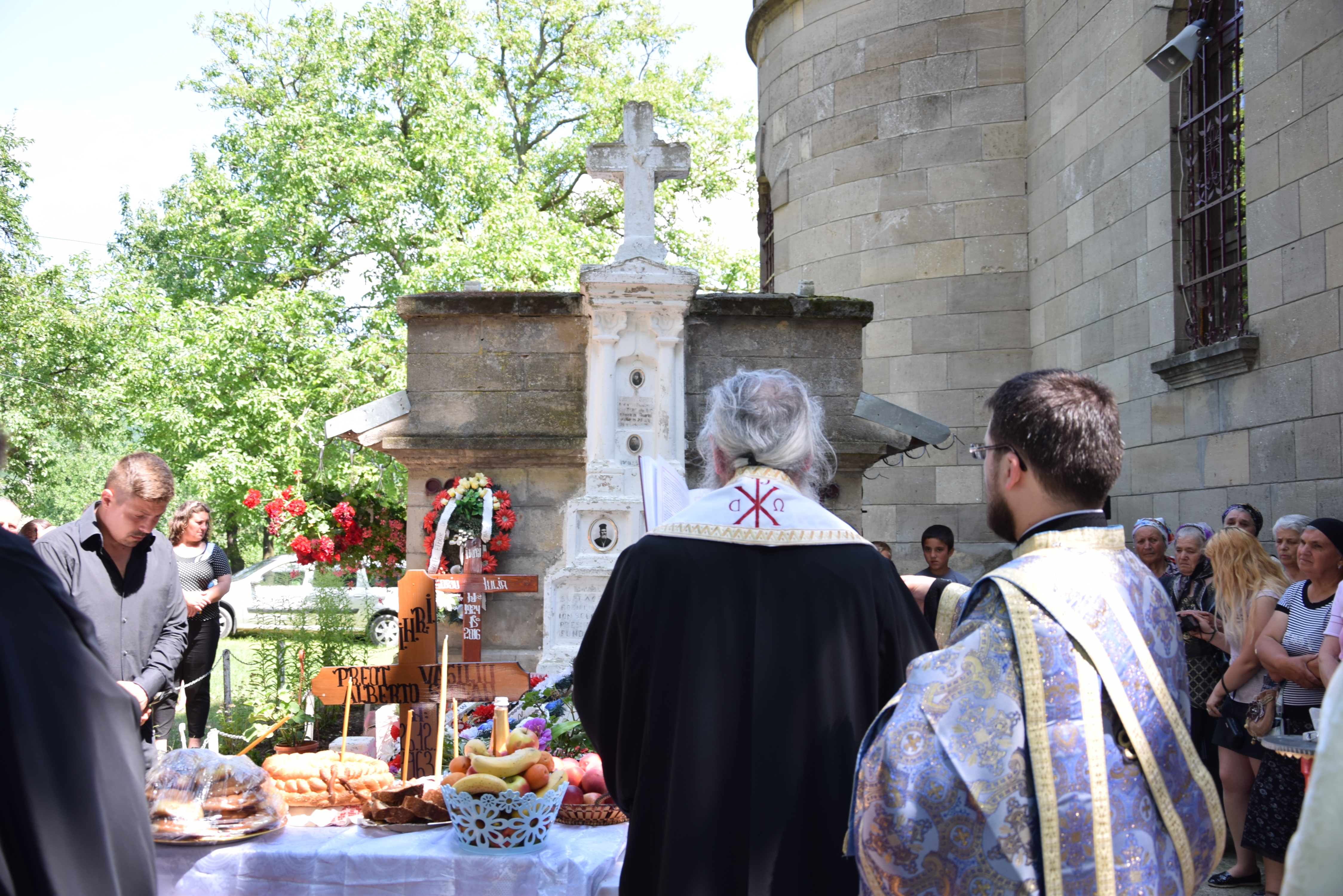 Slujbă de pomenire la Tansa pentru preoții trecuți la Domnul