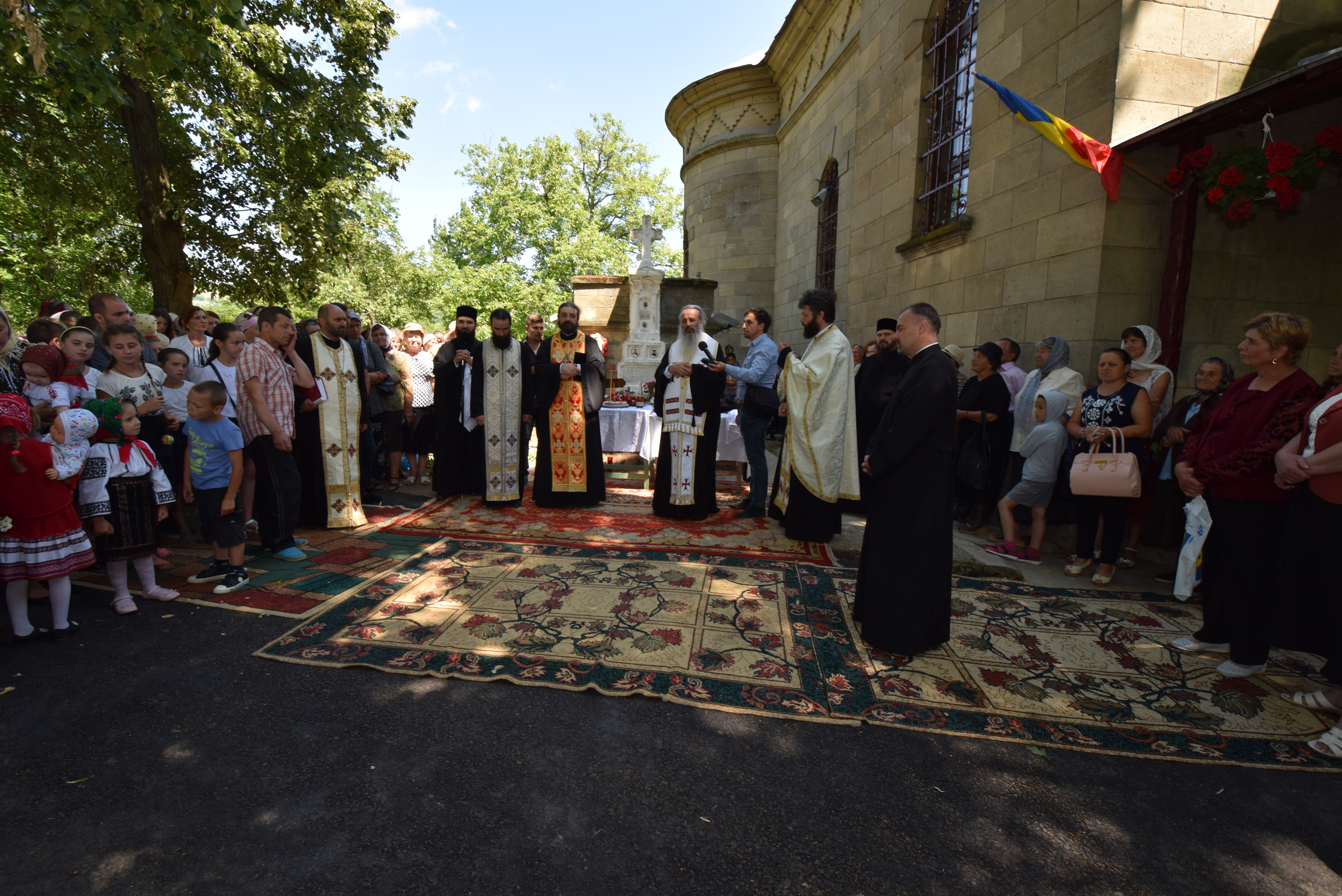 Slujbă de pomenire la Tansa pentru preoții trecuți la Domnul
