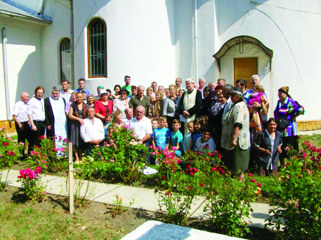 30 de ani de la sfinţirea bisericii din Strunga