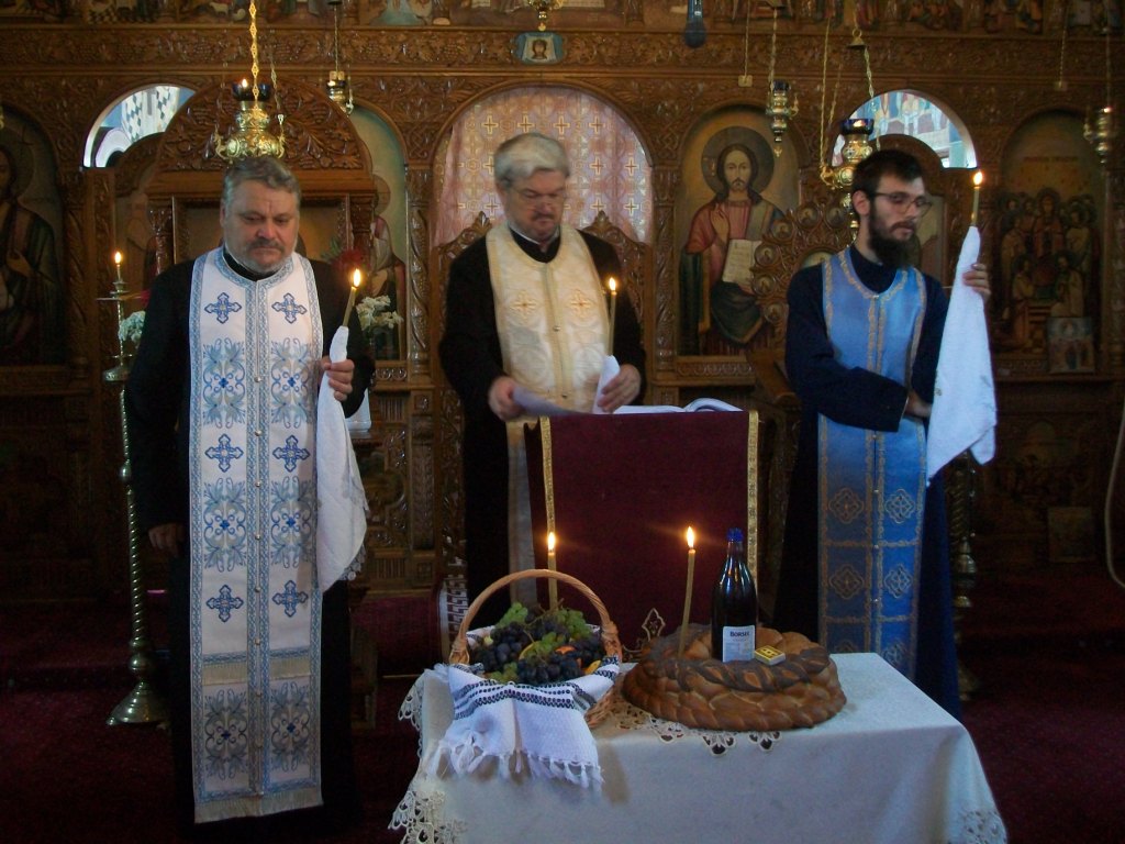 30 de ani de la sfinţirea bisericii din Strunga