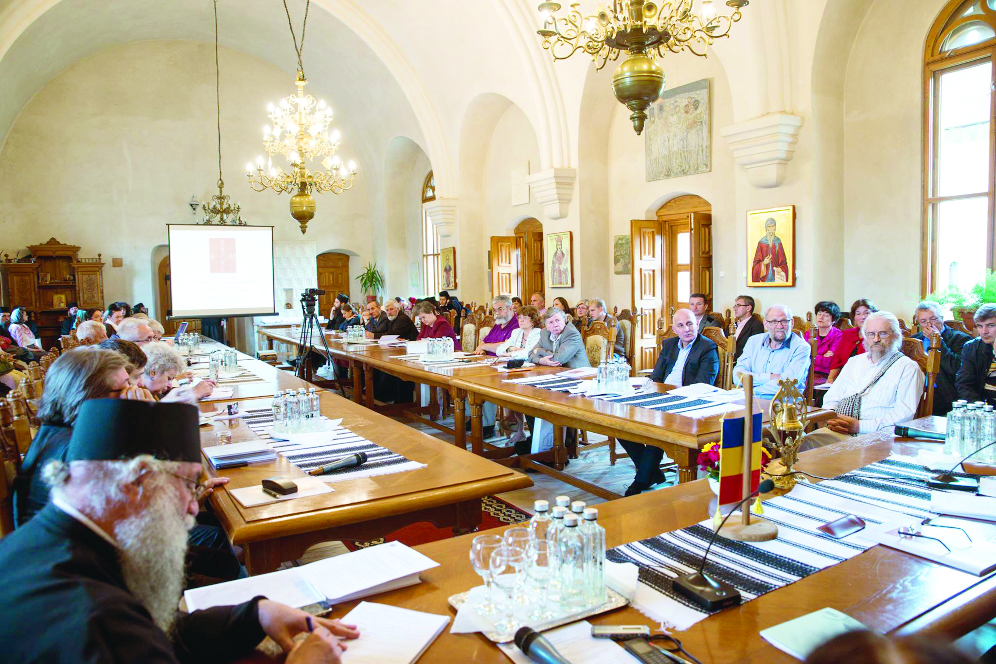 La Putna a început Colocviul „Peter et Filius. Continuitate în cultura română şi europeană“