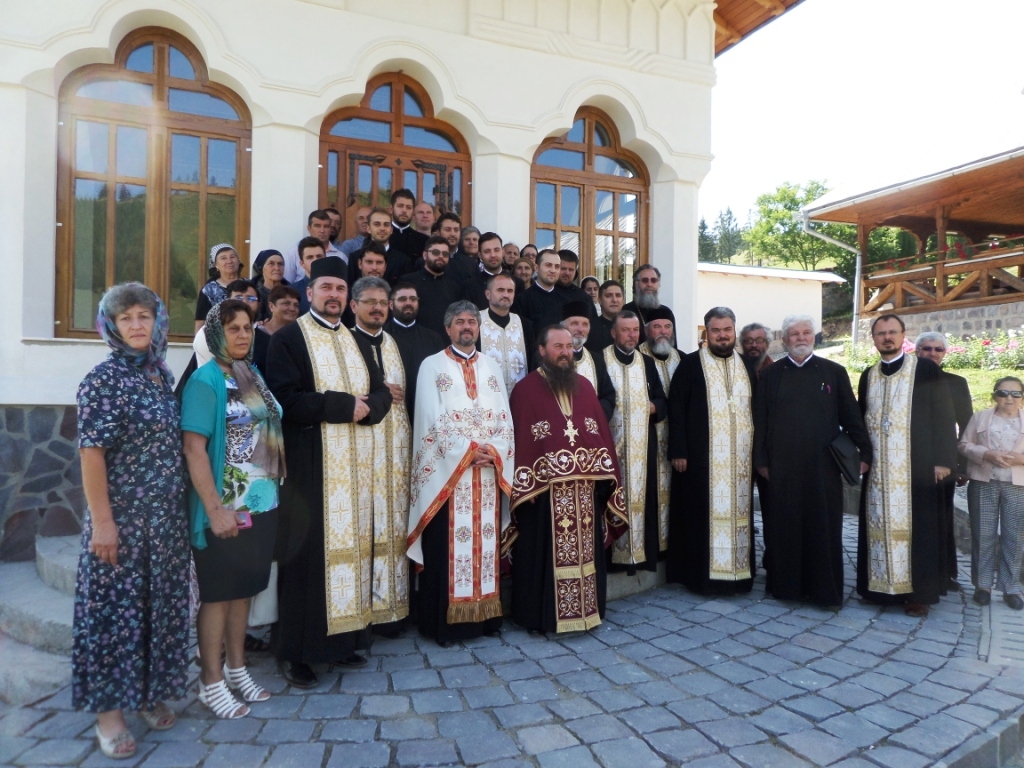 Moment comemorativ la Mănăstirea Făgeţel Moment comemorativ la Mănăstirea Făgeţel