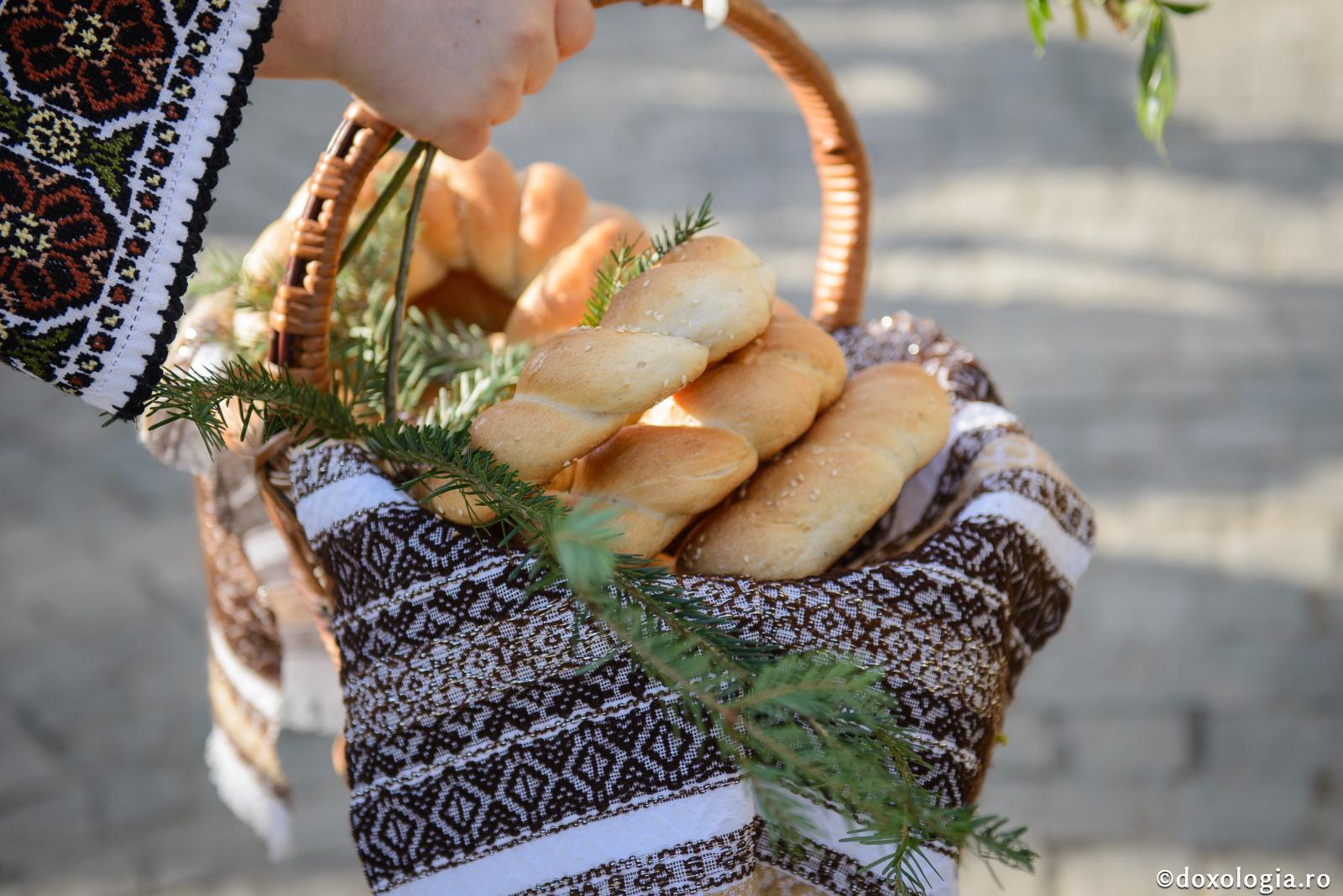 Dumnezeu îl iubește pe cel care dă cu bucurie