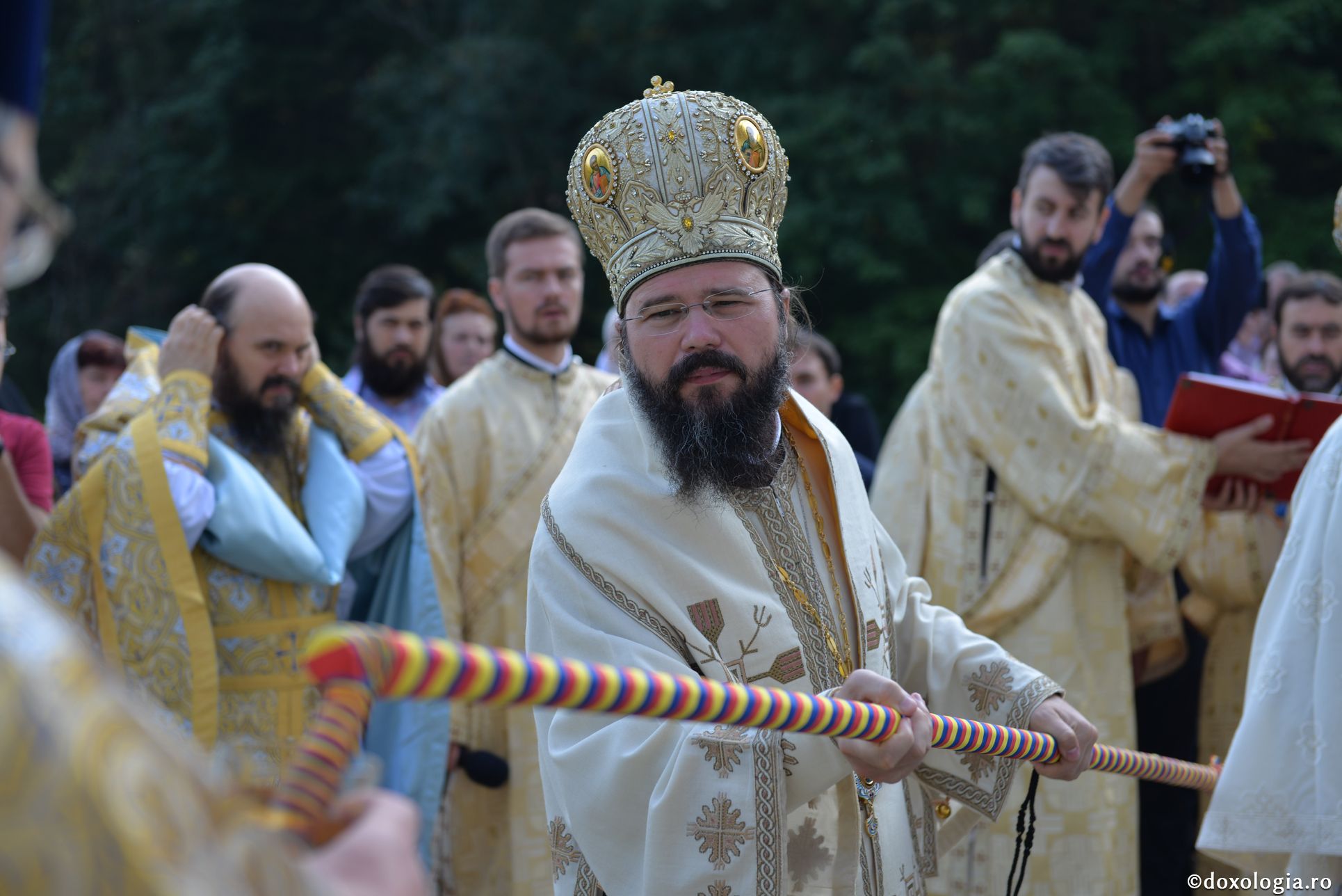 Biserica Schitului Icoana Veche, sfinţită de patru ierarhi