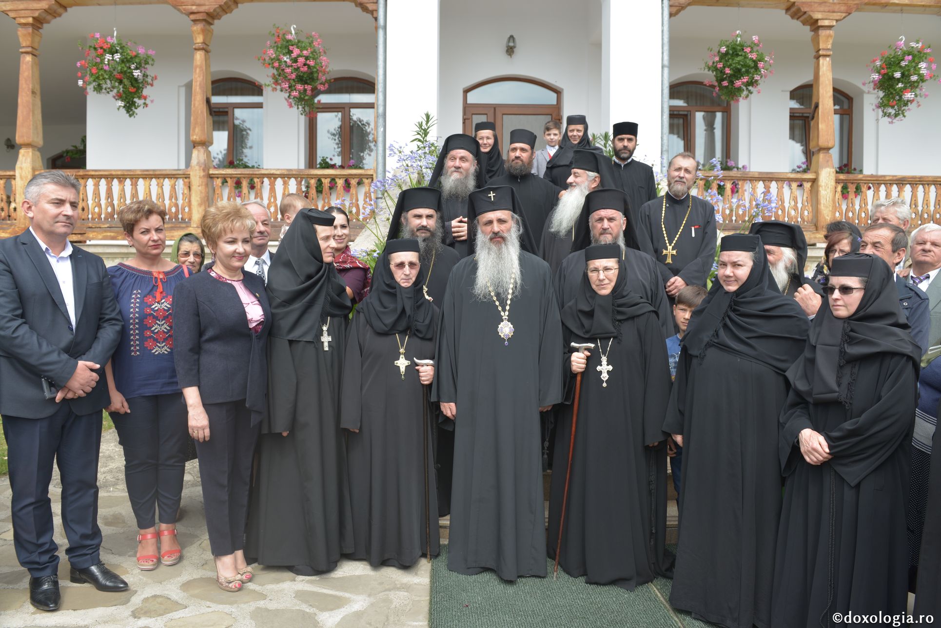 IPS Părinte Teofan, la Mănăstirea Văratec: „Omul este destinat să fie loc în care se aşază Dumnezeu”