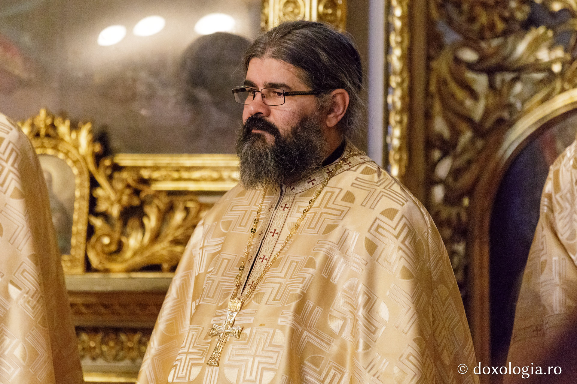 Foto: Oana Nechifor IPS Teofan la Catedrala Mitropolitană din Iași: „Iertarea îl duce pe om spre libertate, neiertarea naște sclavi”