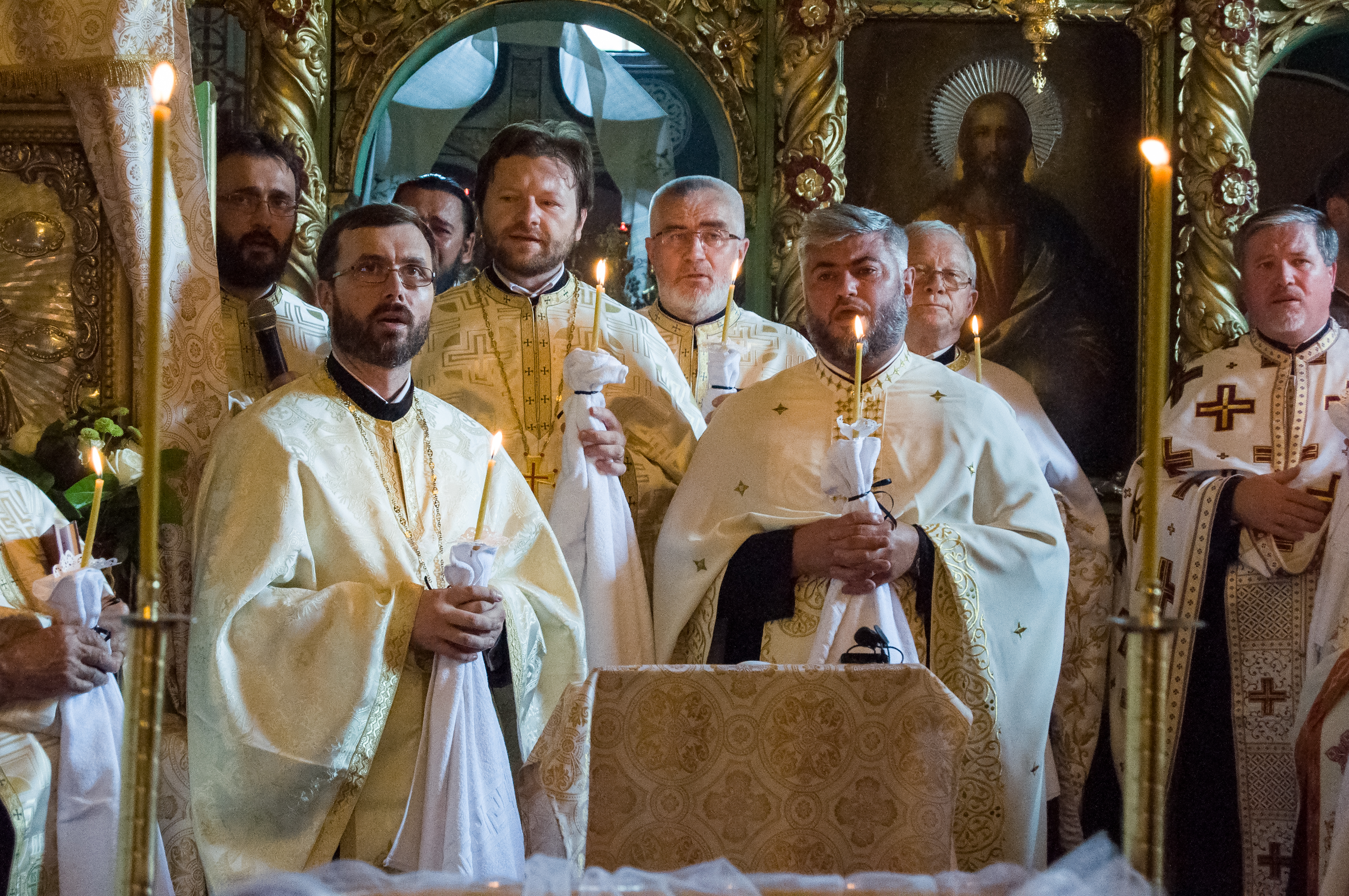 Părintele Viorel Sevastre a fost înmormântat astăzi