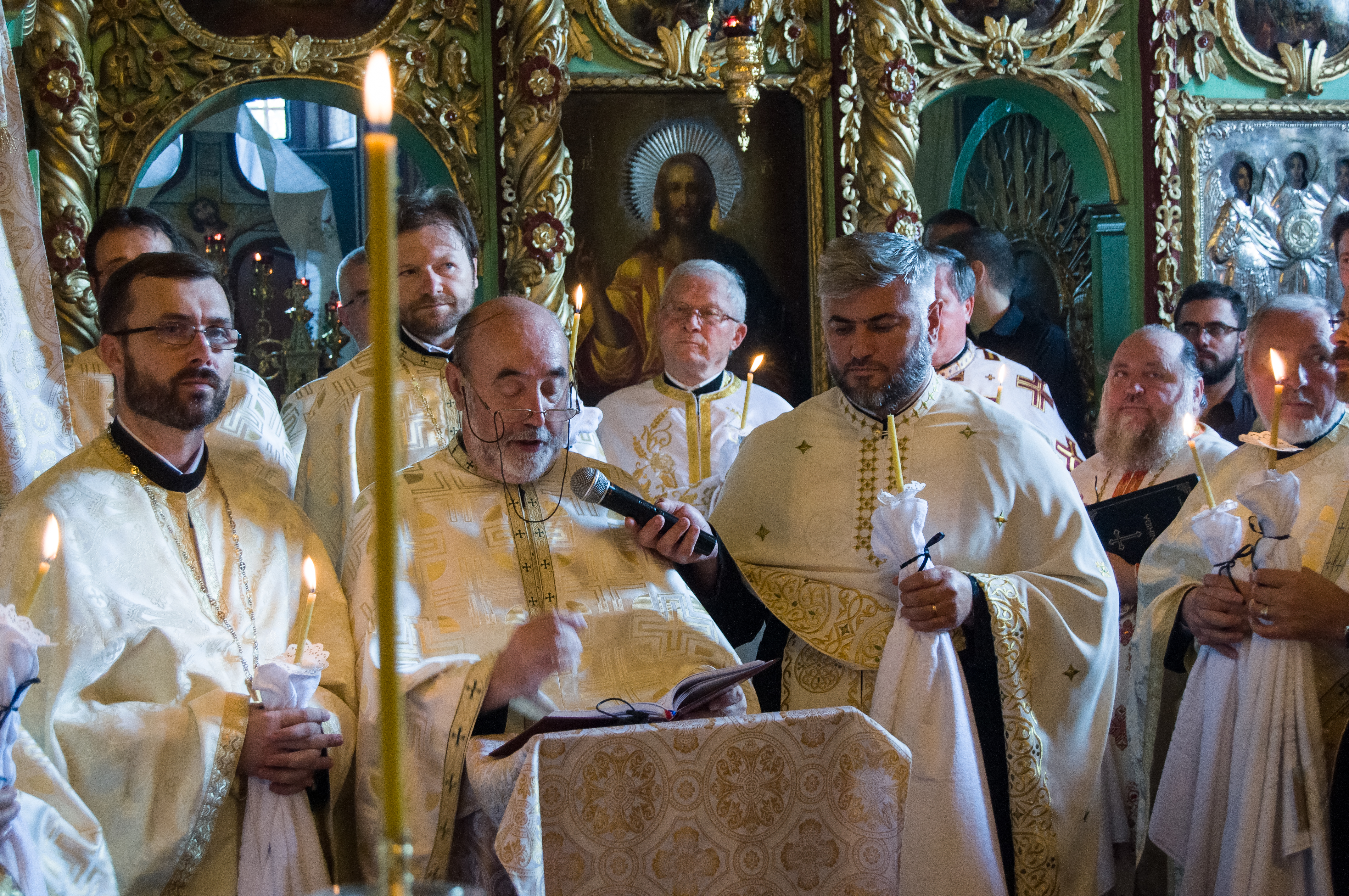 Părintele Viorel Sevastre a fost înmormântat astăzi