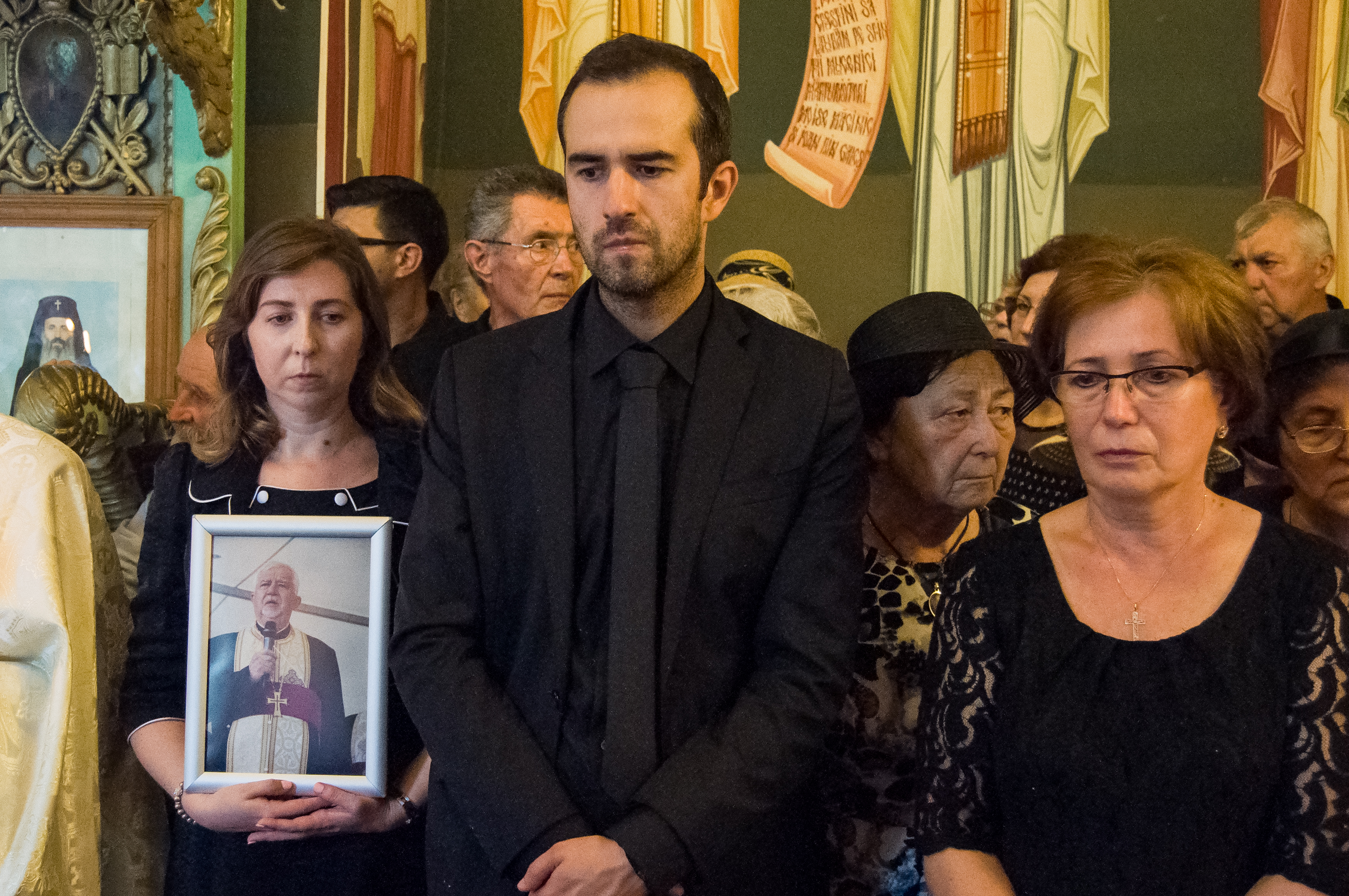 Părintele Viorel Sevastre a fost înmormântat astăzi