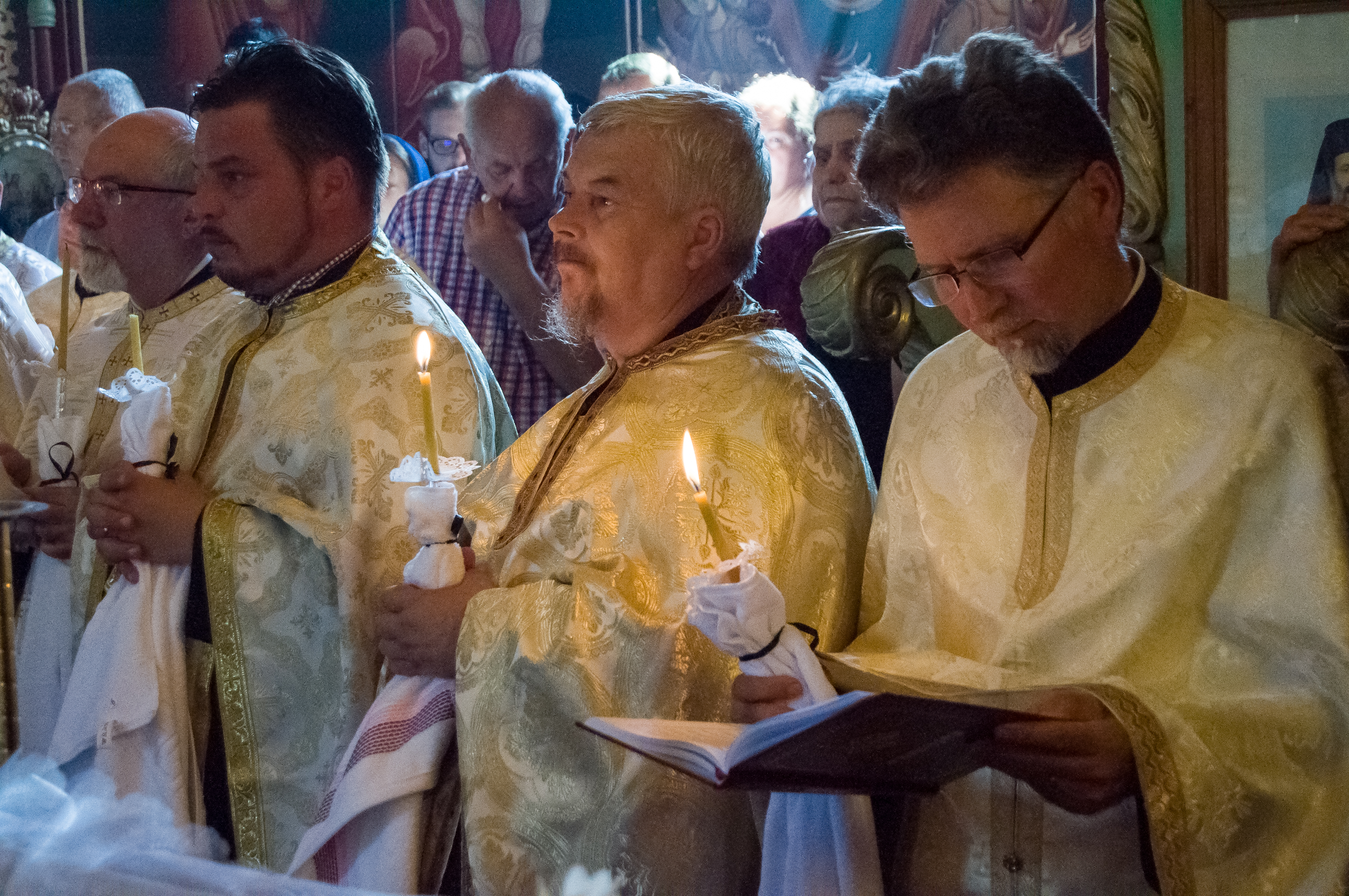 Părintele Viorel Sevastre a fost înmormântat astăzi