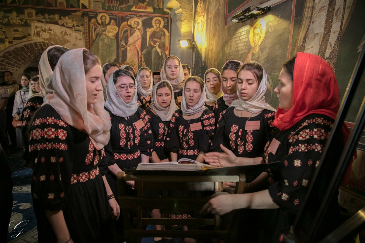 „«Filomelos» - zece ani de muzică bizantină“ „«Filomelos» - zece ani de muzică bizantină“